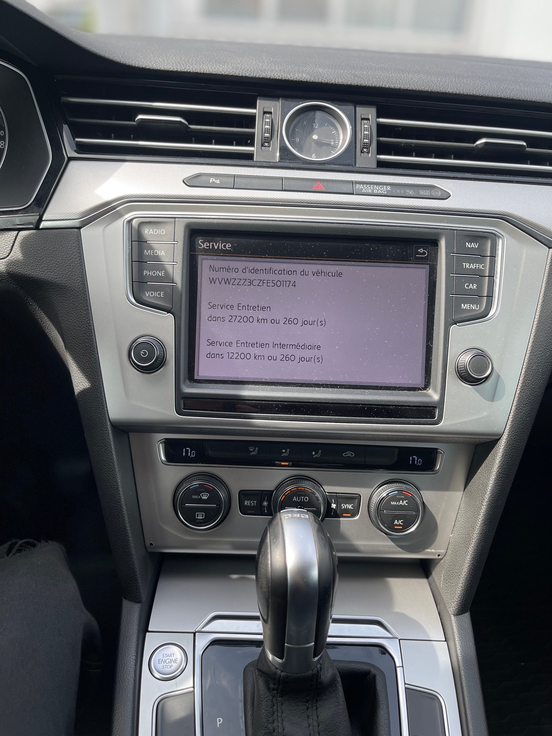 VW Passat Variant 2.0 TDI BMT Comfortline DSG 4Motion-image-14