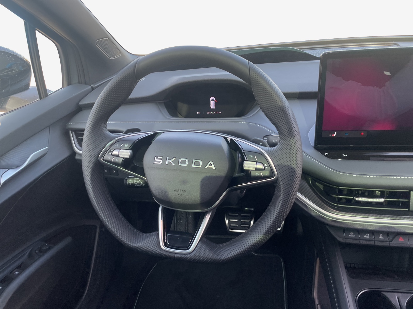 SKODA Enyaq 85x Sportline 4x4-image-9