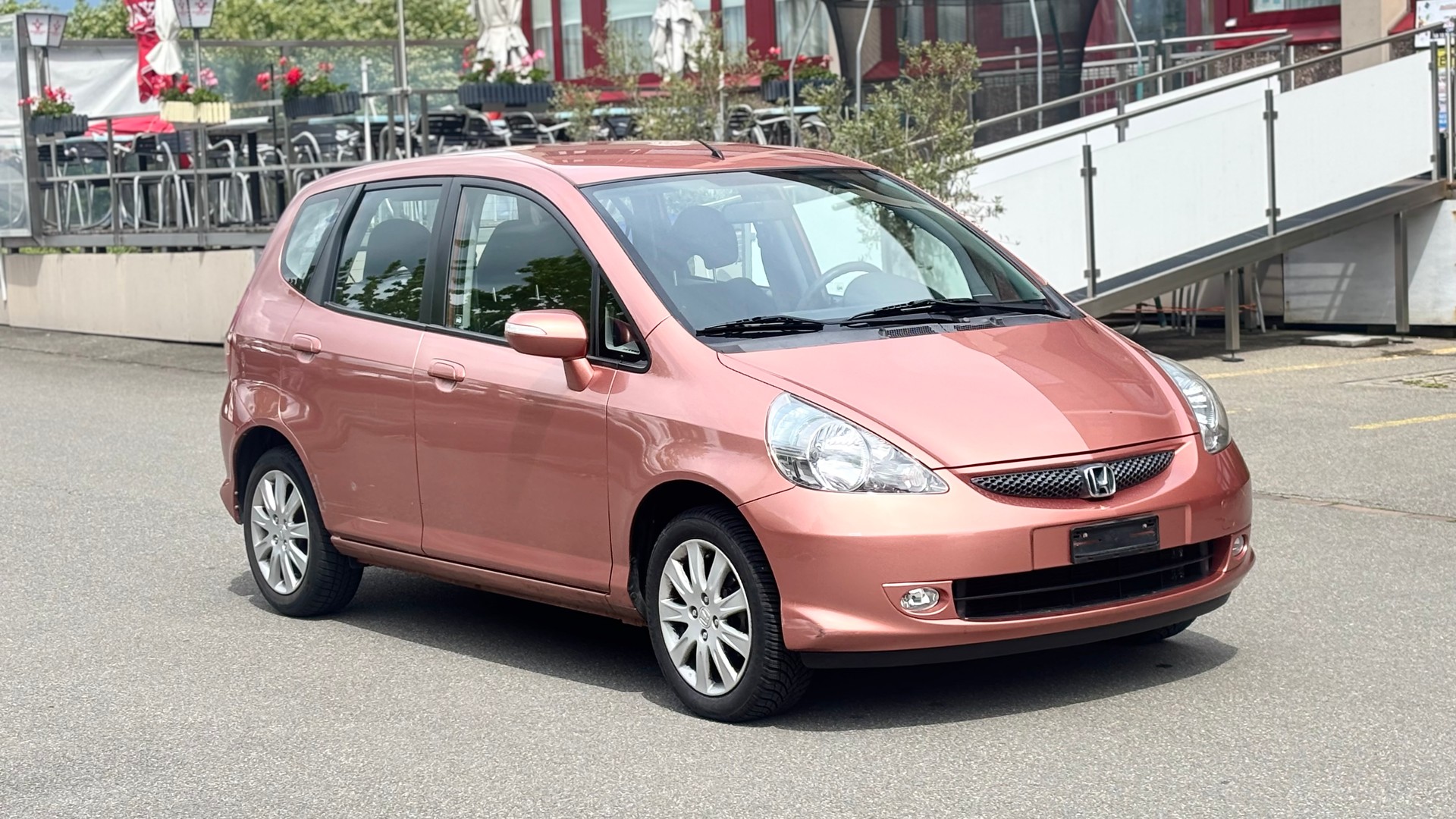 HONDA Jazz 1.4i ES-image-1