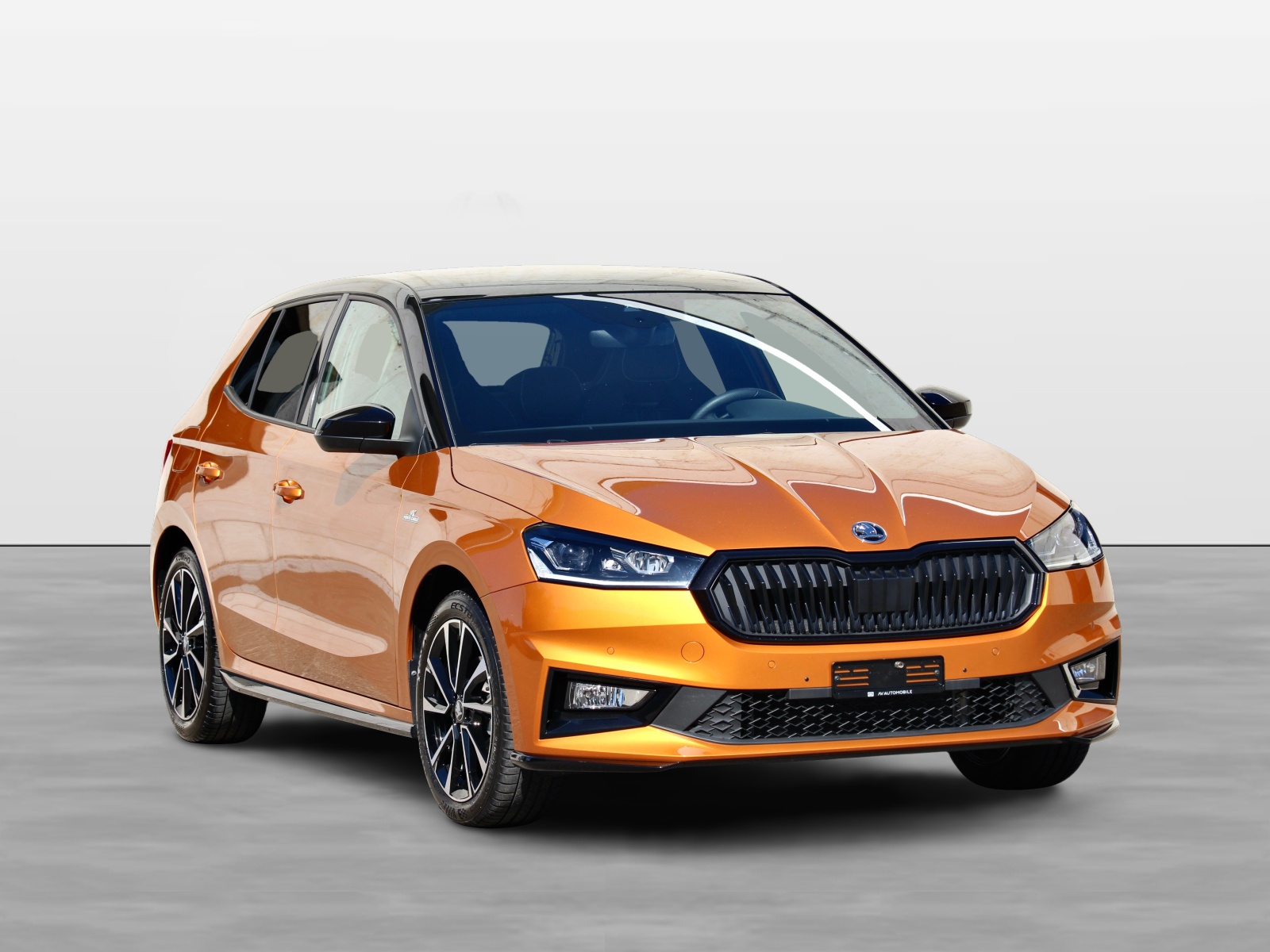 SKODA Fabia 1.5 TSI Monte Carlo DSG 150PS *Sonderlackierung Orange / Black *Panorama Glasdach *5 Jahre Werks-Garantie!