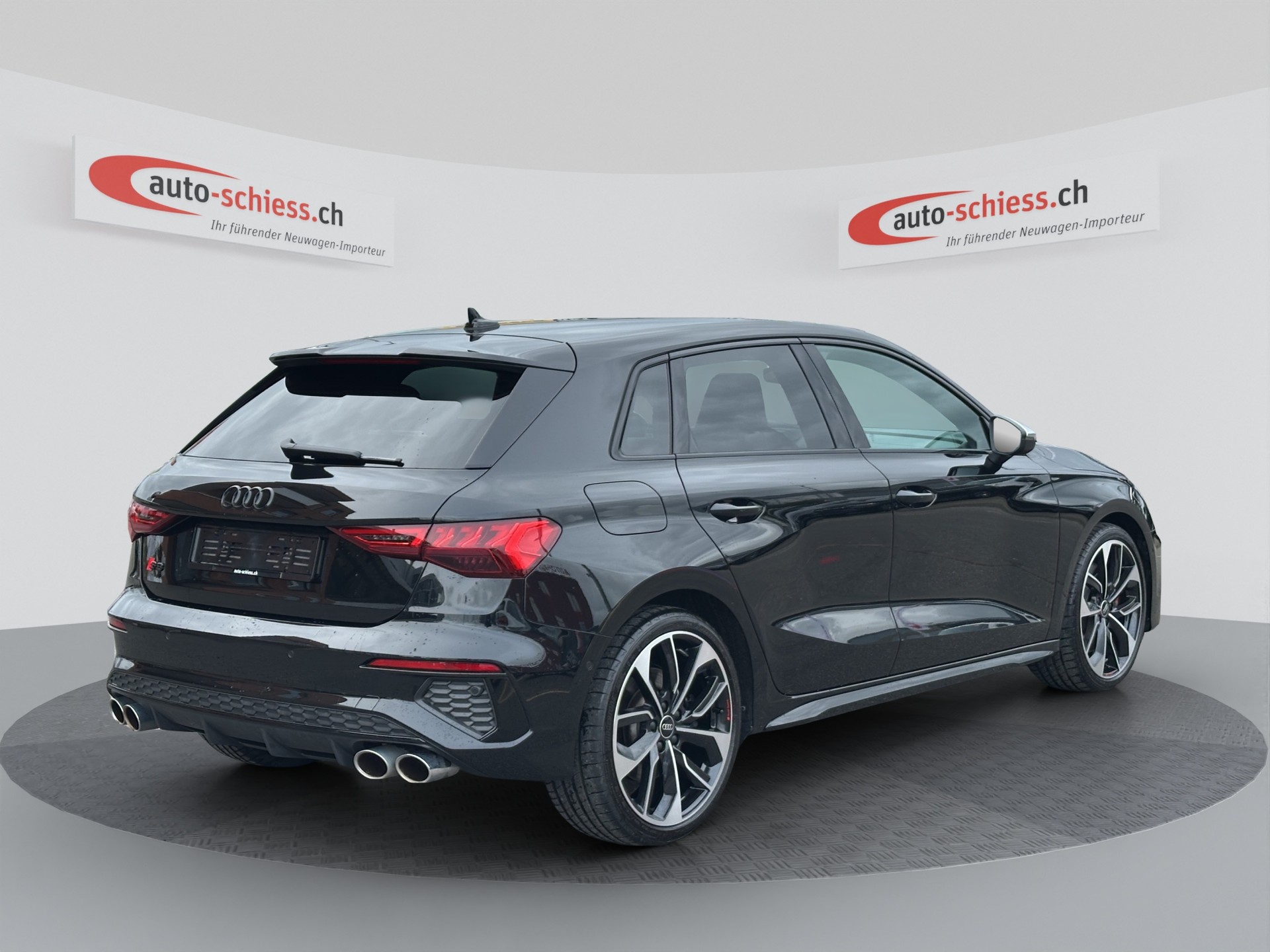 AUDI S3 Sportback 2.0 TFSI quattro Schwarz Plus S-tronic-image-4