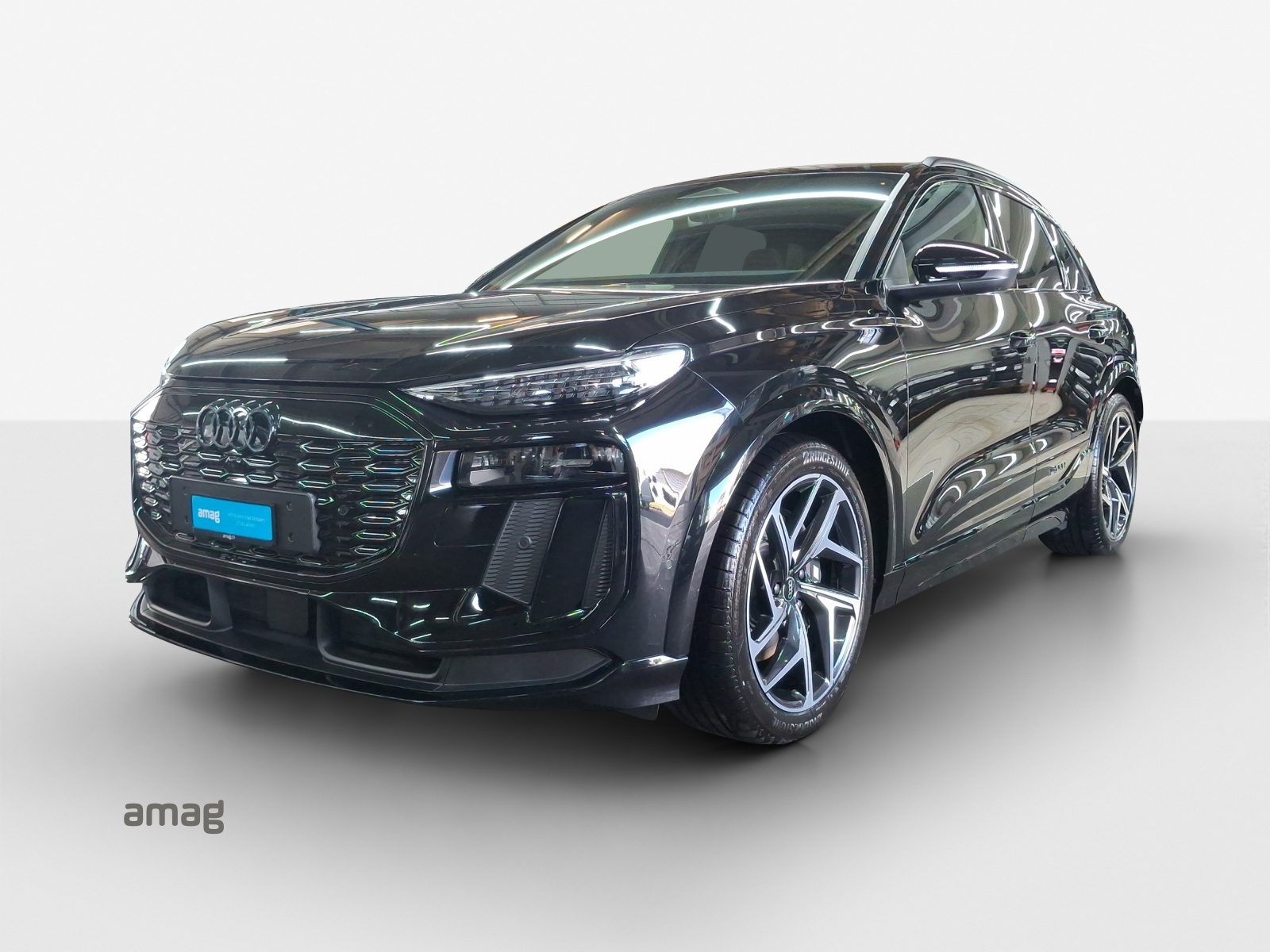 AUDI SQ6 e-tron quattro-image-0
