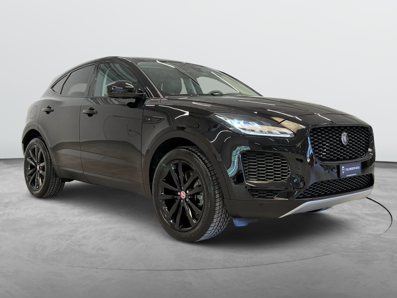 JAGUAR E-Pace 2.0 P200 S AWD Automatik-showroom-element-2