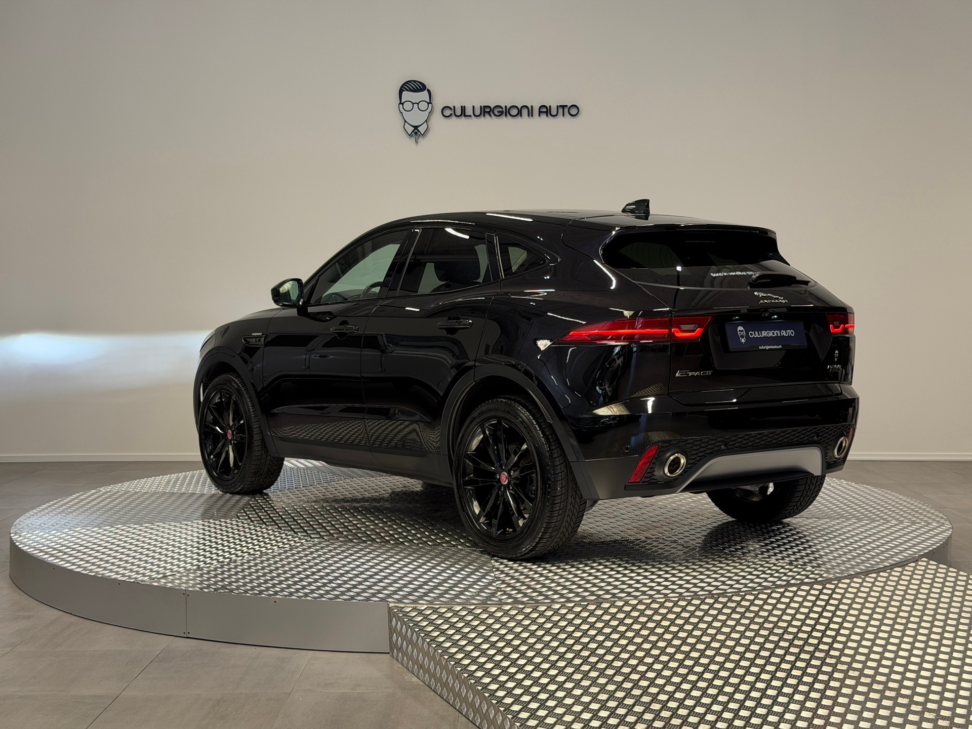 JAGUAR E-Pace 2.0 P200 S AWD Automatik-image-6