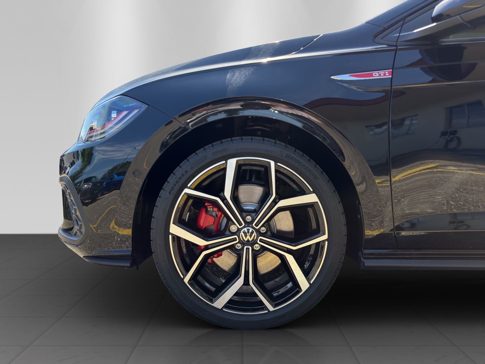 VW Polo 2.0 TSI GTI DSG-image-7