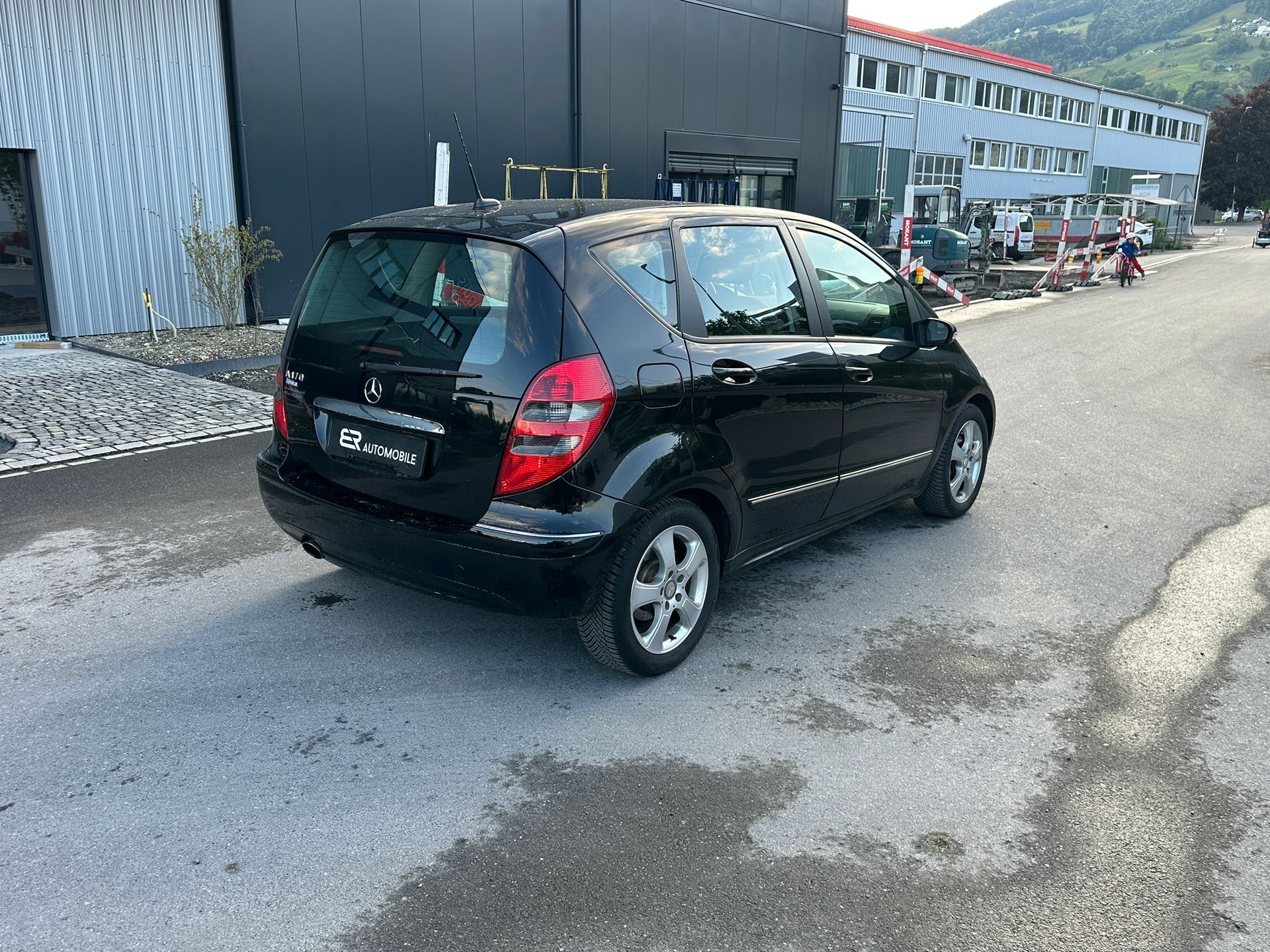 MERCEDES-BENZ A 170 Avantgarde-image-3