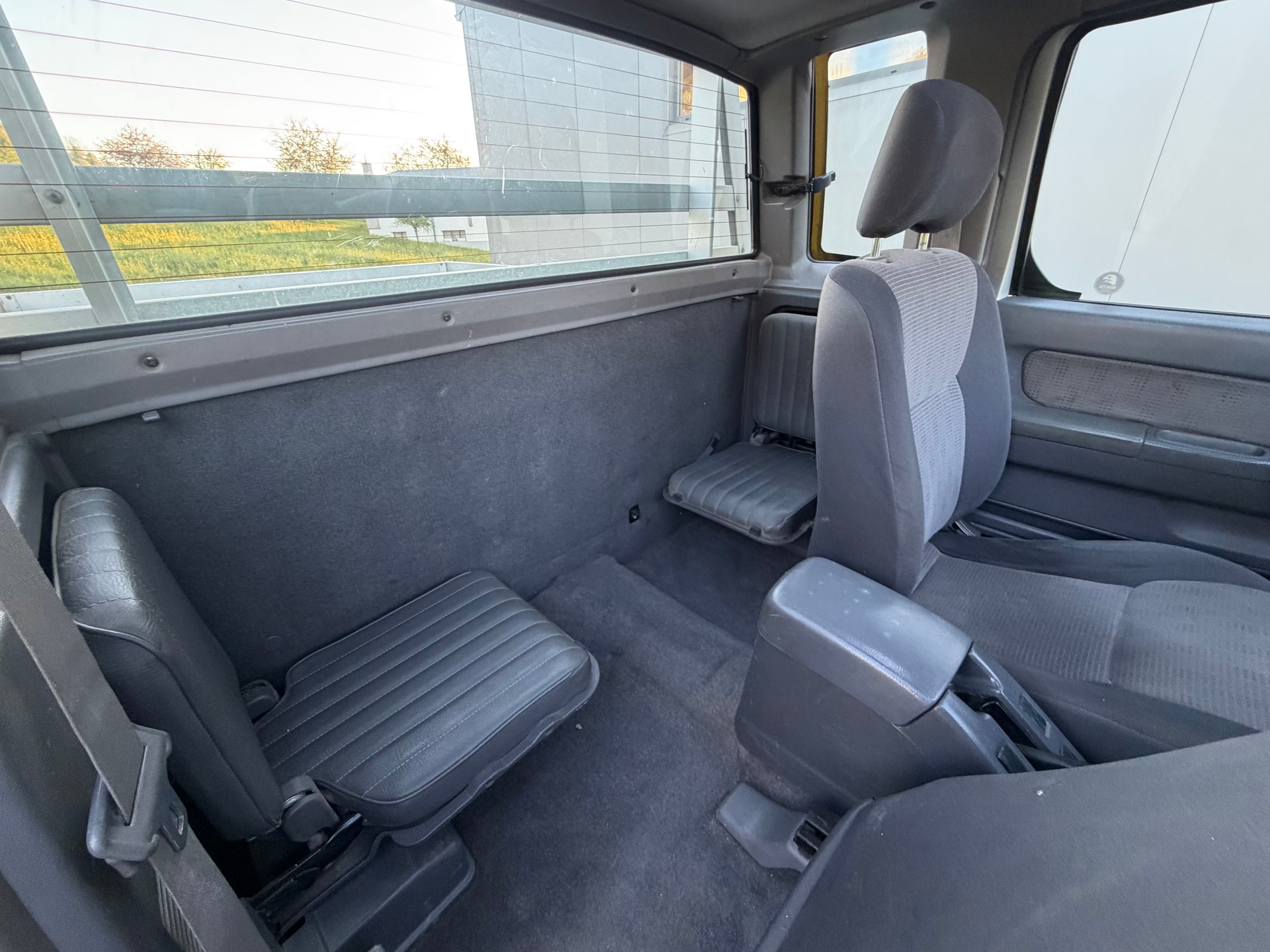 NISSAN King Cab Navara 2.5 Di 4x4-image-9