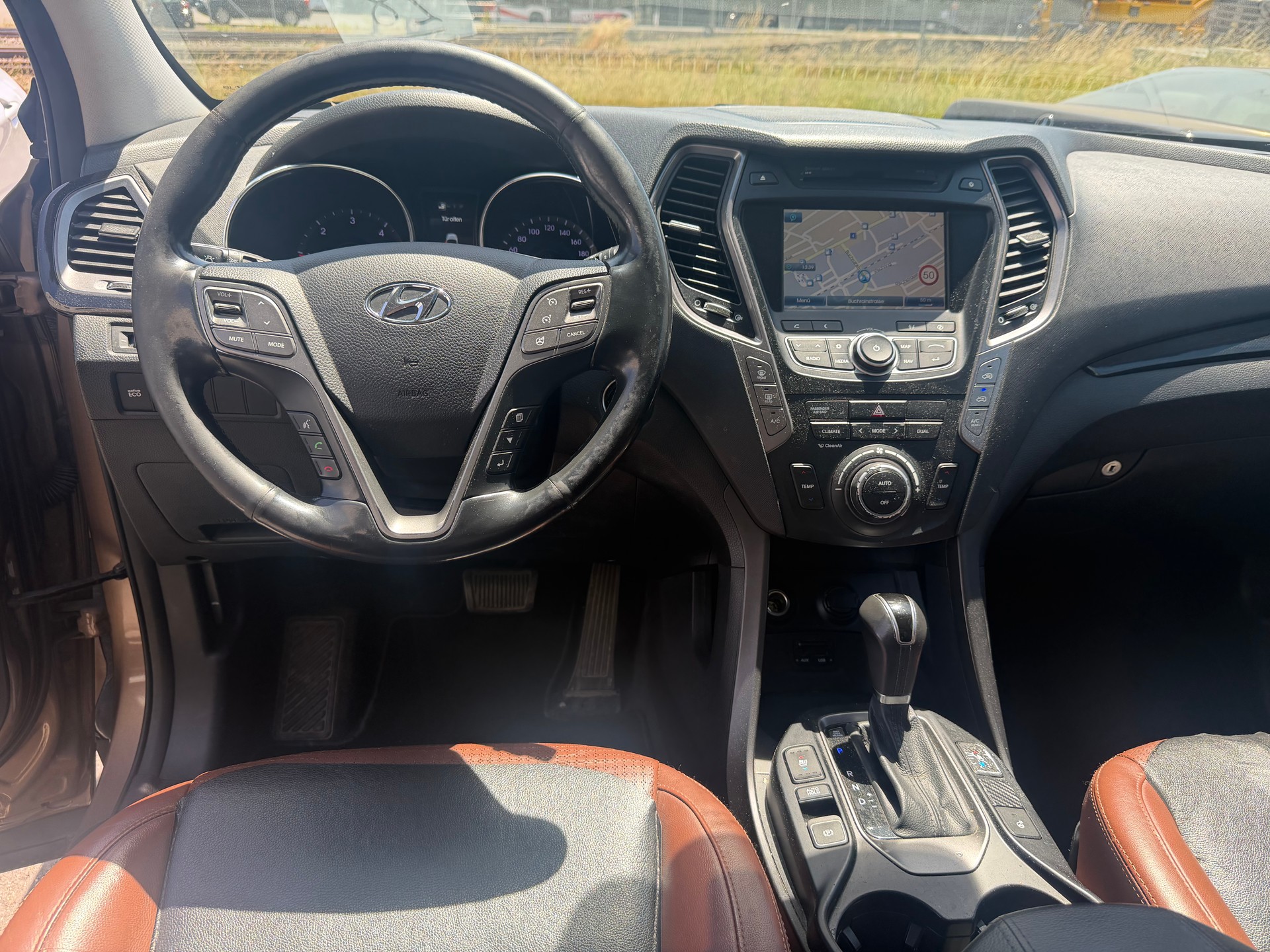 HYUNDAI Santa Fe 2.2 CRDI Comfort 4WD-image-7