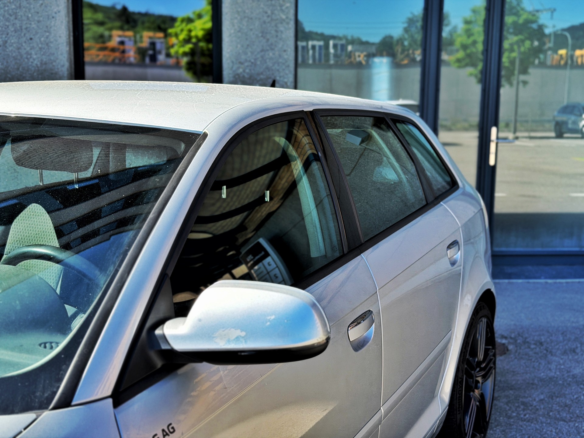 AUDI A3 Sportback 2.0 TFSI Ambition quattro S-tronic-image-9