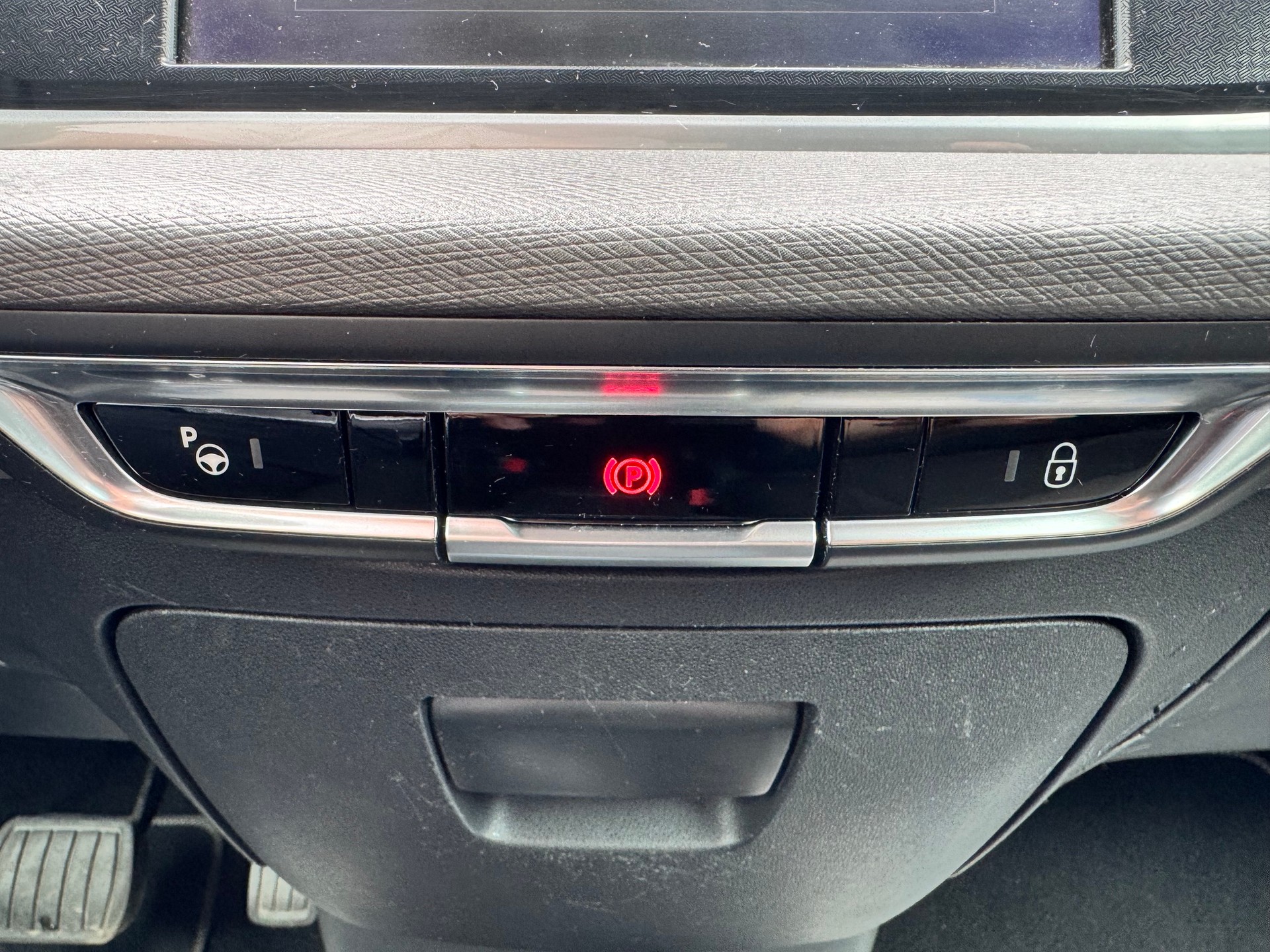 CITROEN Grand C4 Picasso 2.0 BlueHDi Shine EAT6-image-16