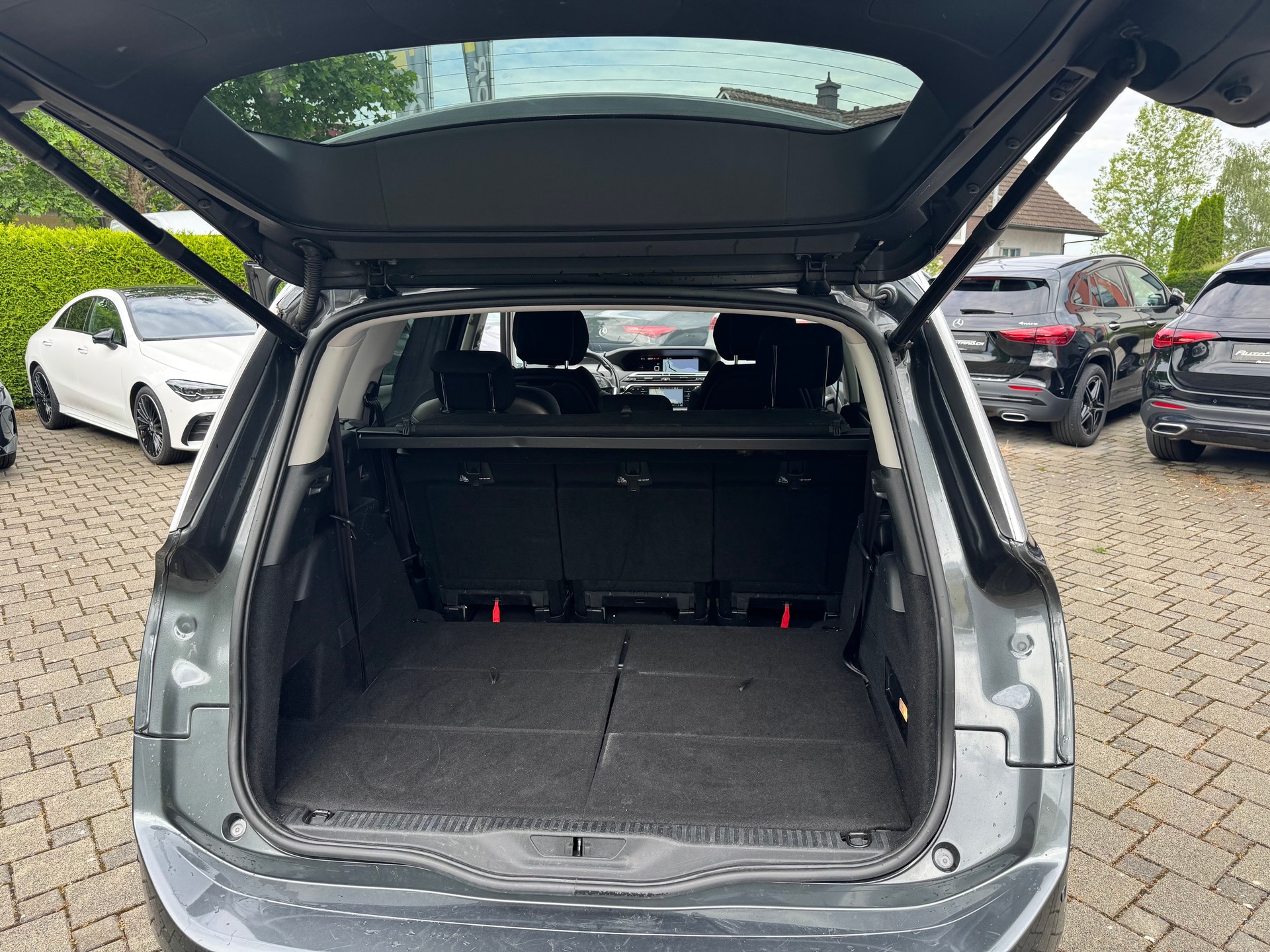 CITROEN Grand C4 Picasso 2.0 BlueHDi Shine EAT6-image-11