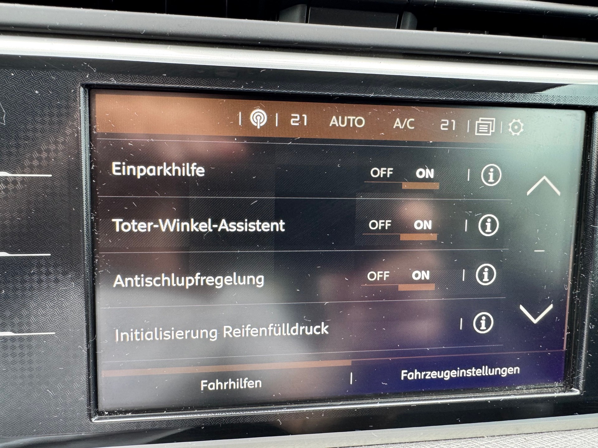 CITROEN Grand C4 Picasso 2.0 BlueHDi Shine EAT6-image-15