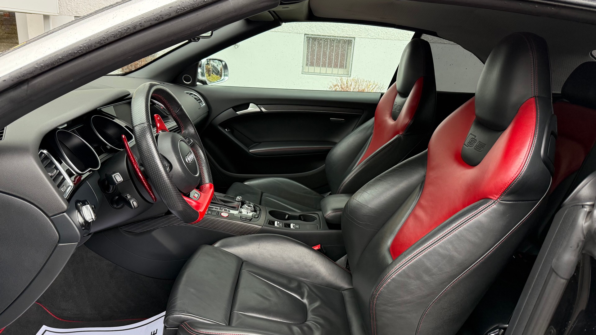 AUDI S5 Cabrio 3.0 TFSI quattro S-tronic-image-10