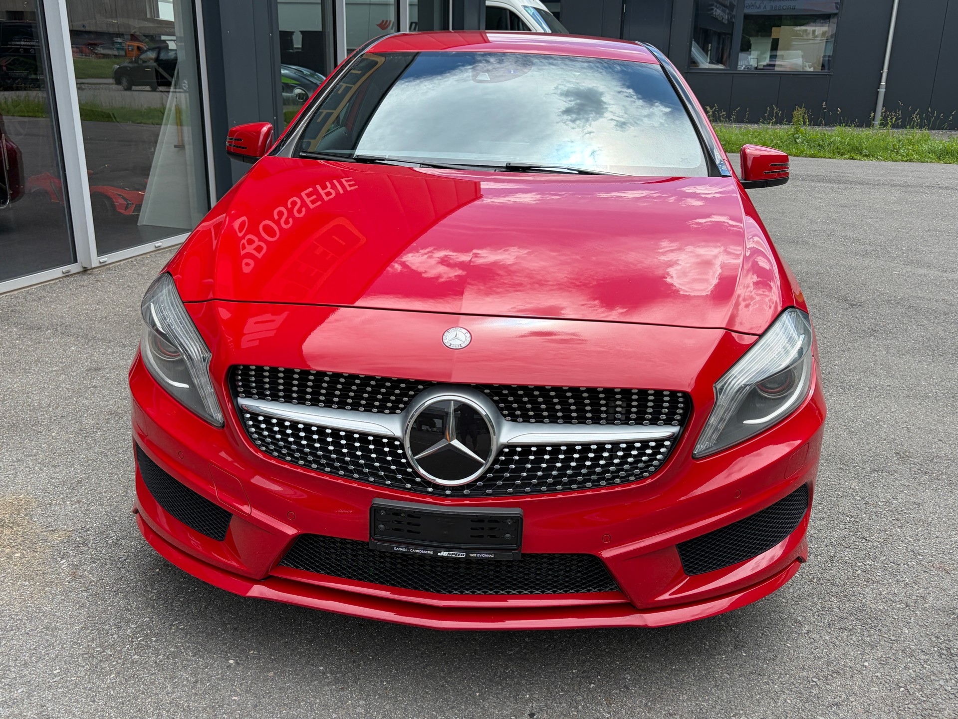 MERCEDES-BENZ A 250 Sport 7G-DCT-showroom-element-2