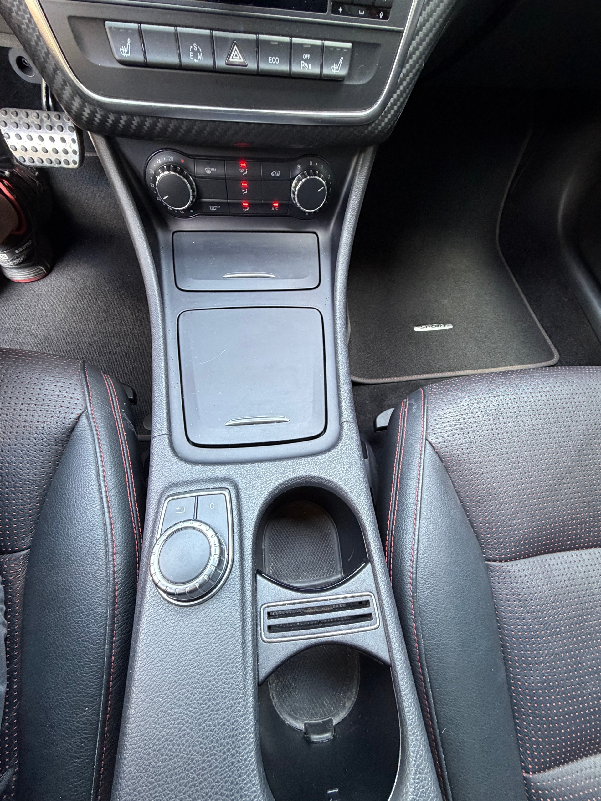 MERCEDES-BENZ A 250 Sport 7G-DCT-image-12