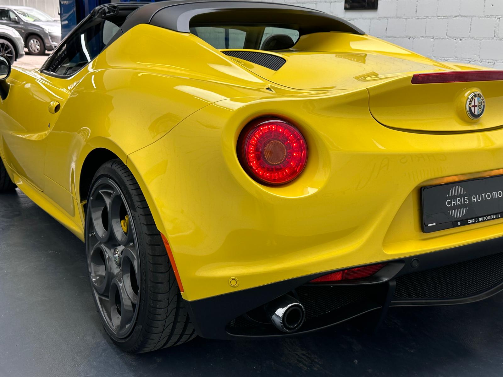 ALFA ROMEO 4C Spider 1750 TBi TCT-image-15