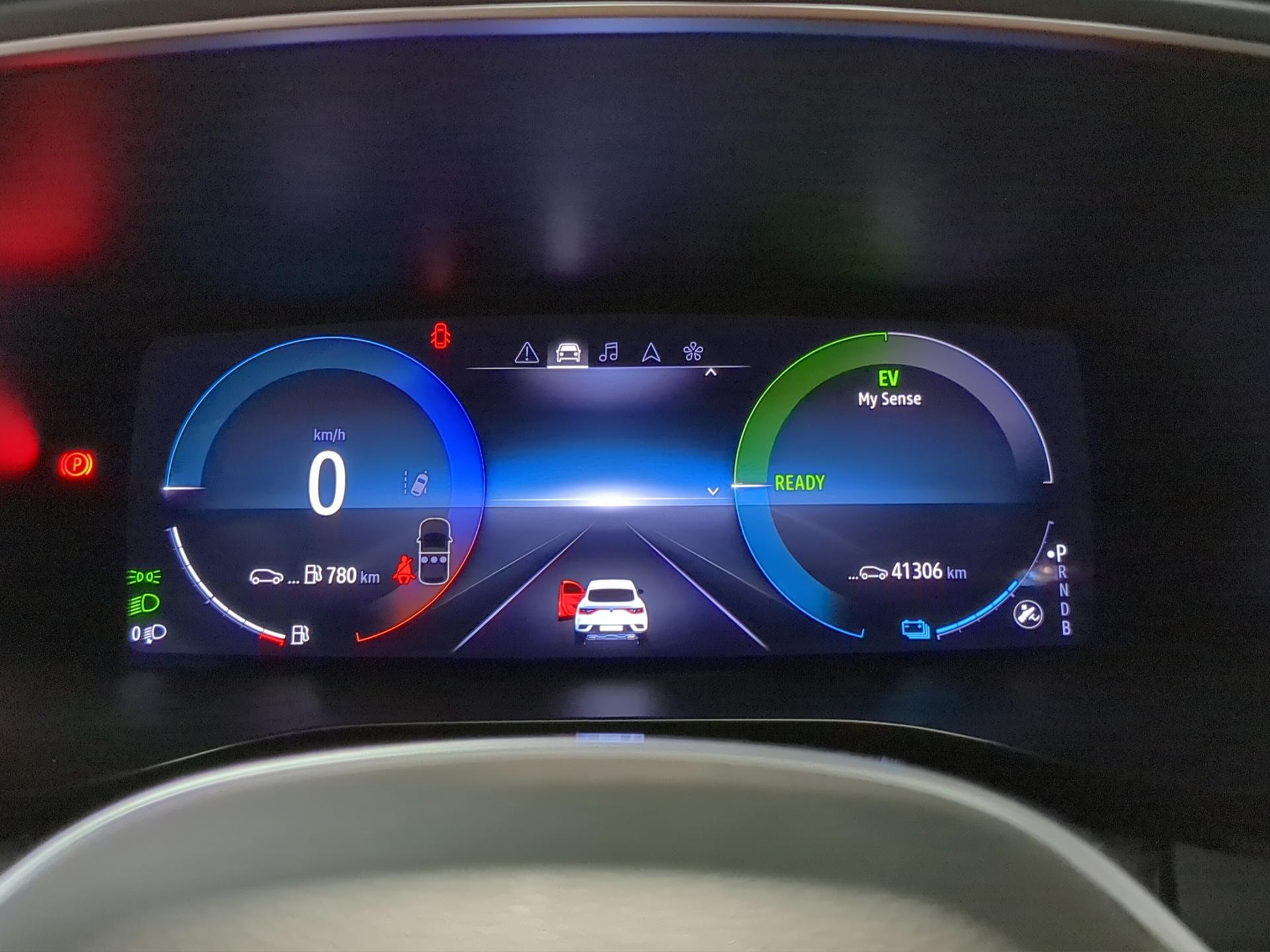 RENAULT Arkana 1.6 E-Tech Intens-image-10