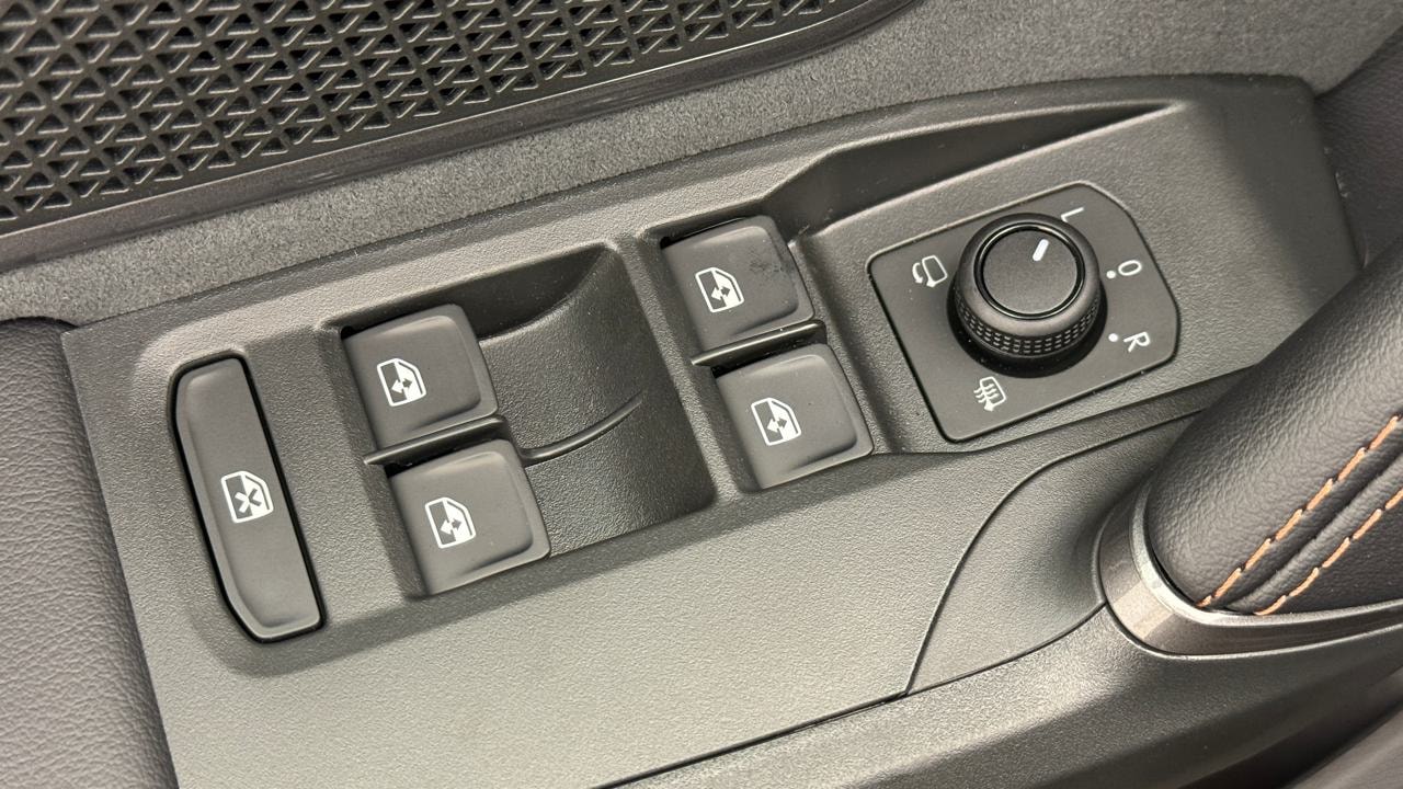 CUPRA Formentor 2.0TSI VZ Black Edtion-image-8