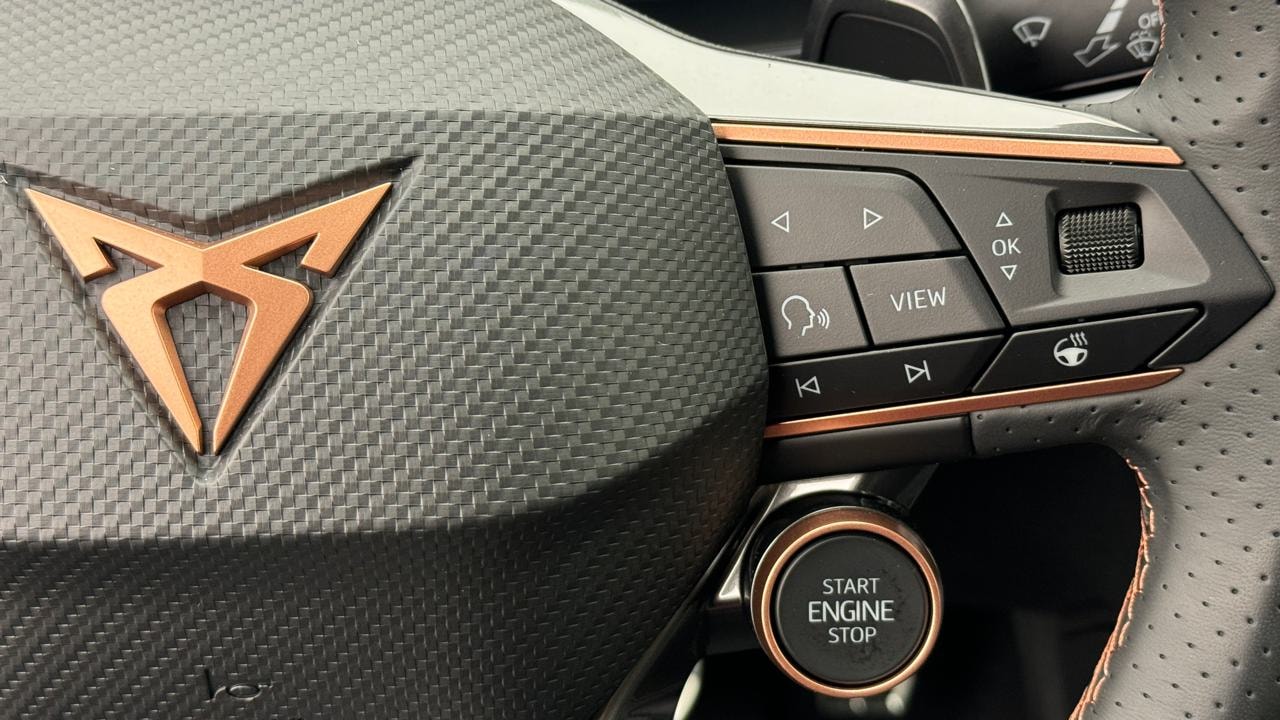 CUPRA Formentor 2.0TSI VZ Black Edtion-image-9