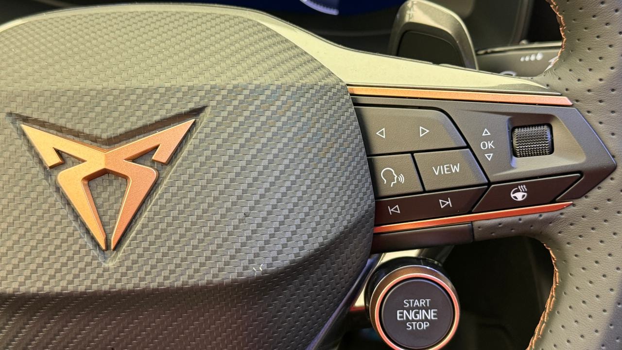 CUPRA Formentor 2.0TSI VZ Black Edtion-image-9
