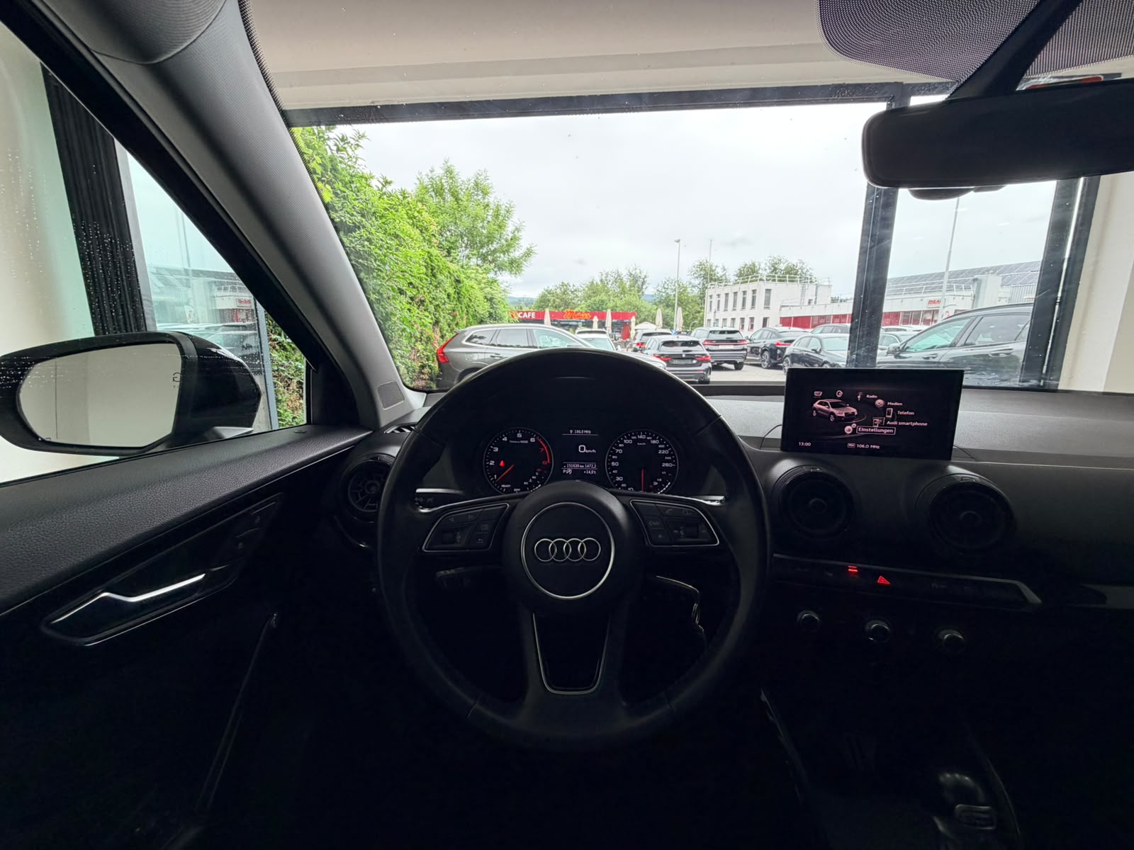 AUDI Q2 1.4 TFSI sport S-tronic-image-8