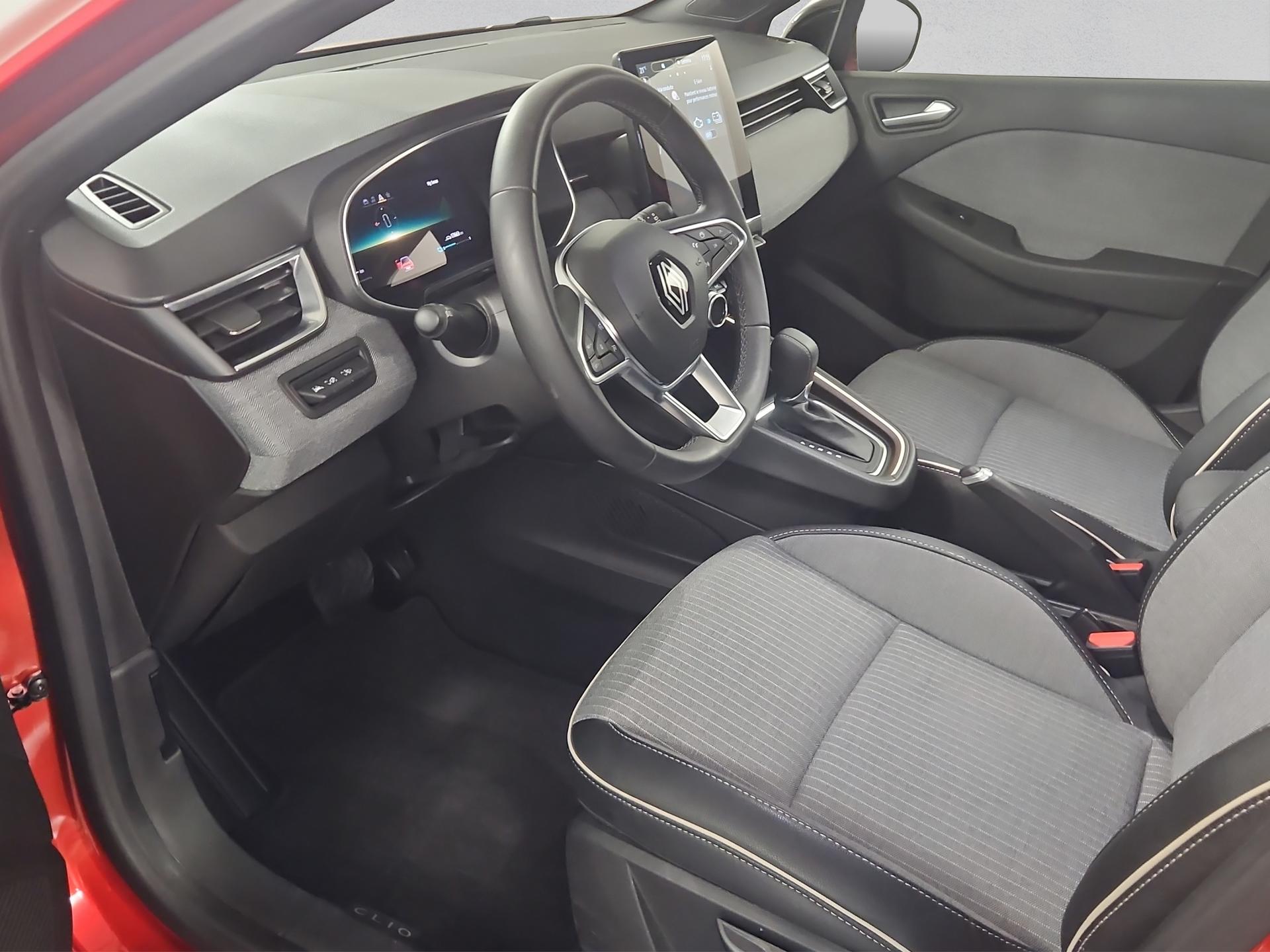 RENAULT Clio 1.6 E-Tech Techno-image-7