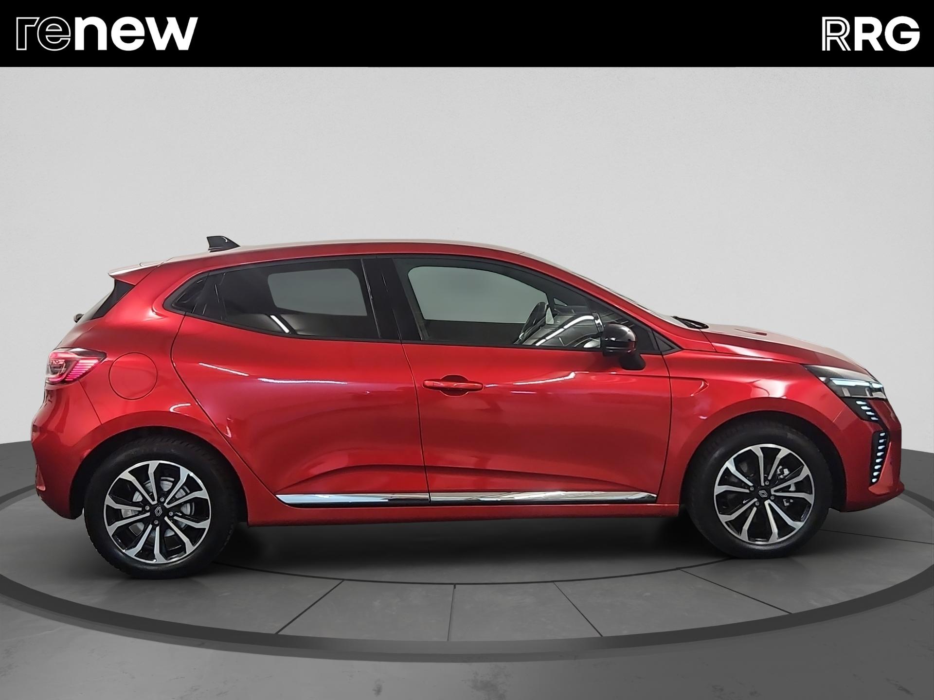 RENAULT Clio 1.6 E-Tech Techno-image-1