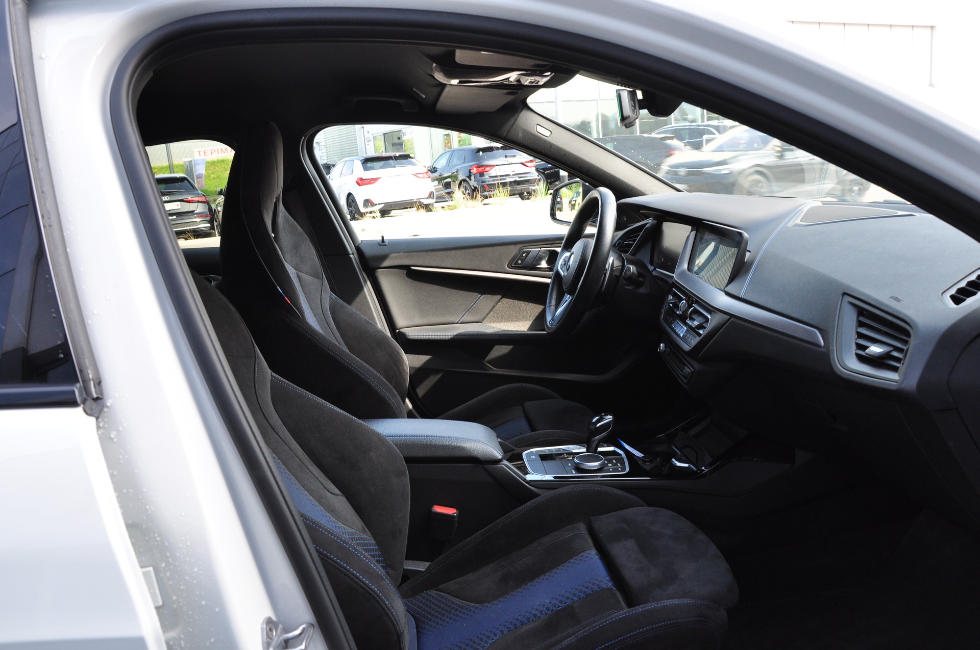 BMW 120d xDrive Steptronic Pure M Sport-image-26