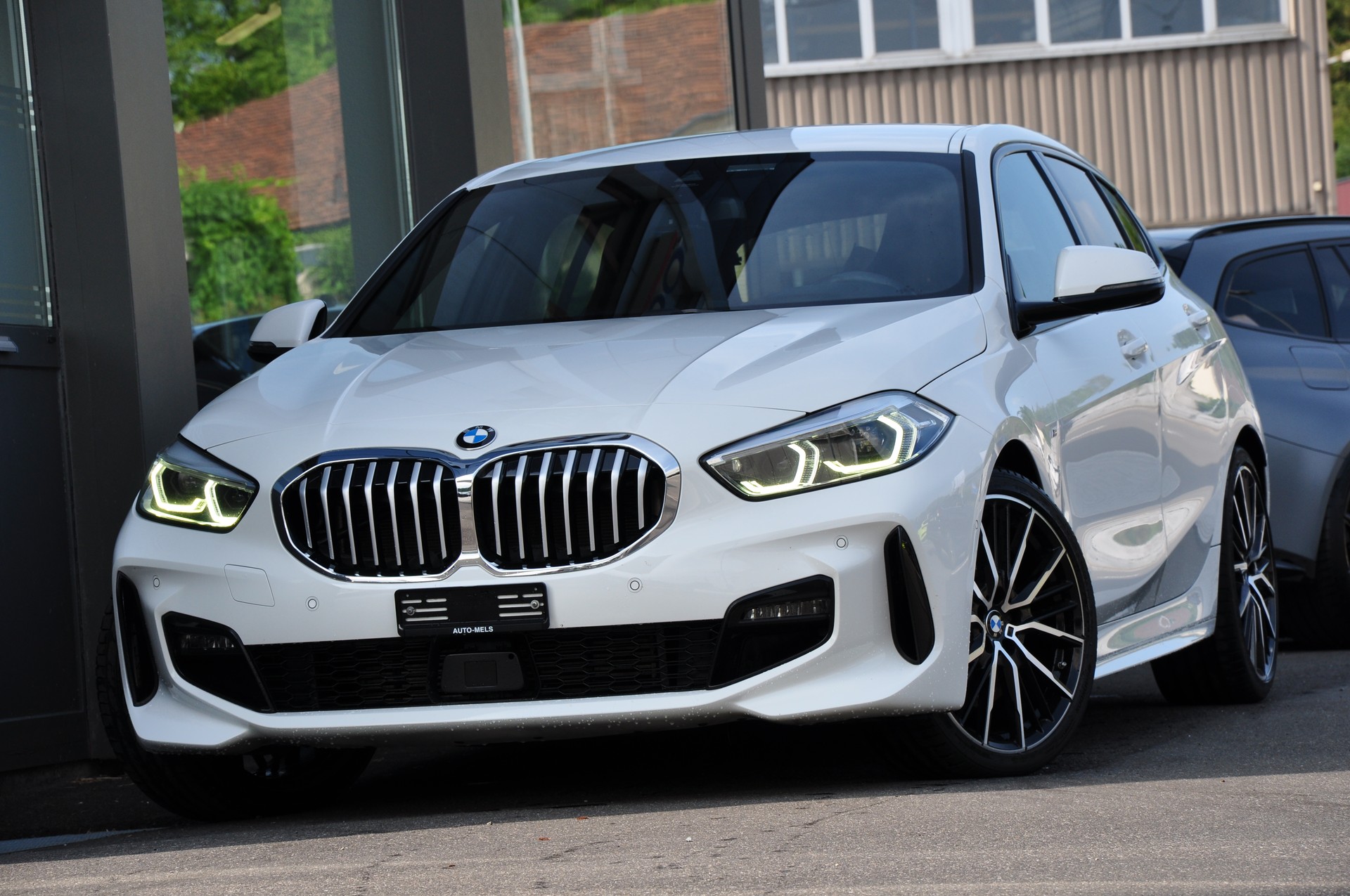 BMW 120d xDrive Steptronic Pure M Sport-image-0