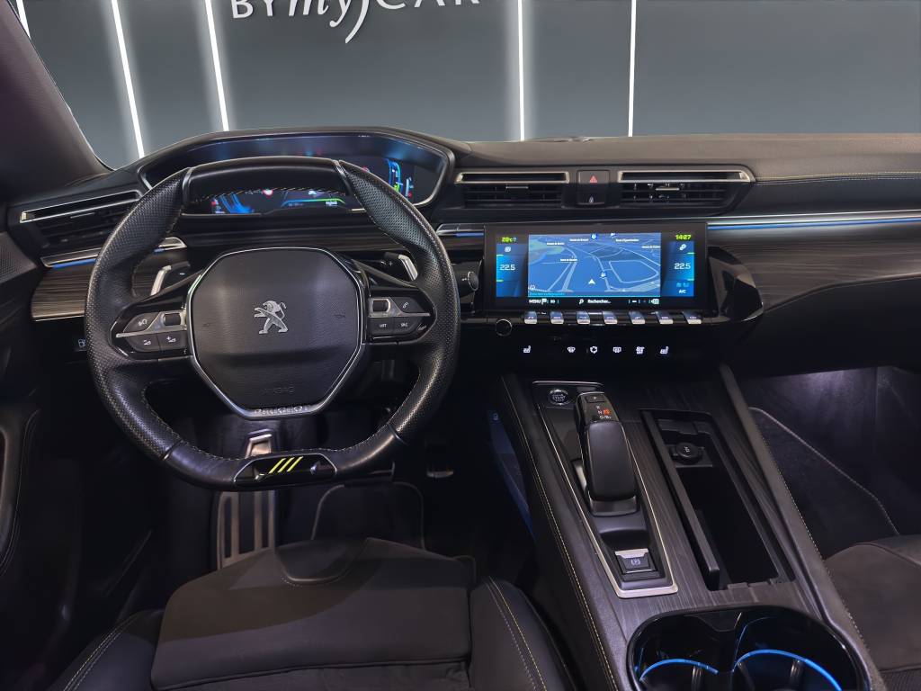 PEUGEOT 508 SW Hybrid4 360 e Sport Engineered //Toit ouvrant panoramique électrique/Caméra avant arrière/Nav. DAB+/Système Hi-Fi FOCAL-image-5