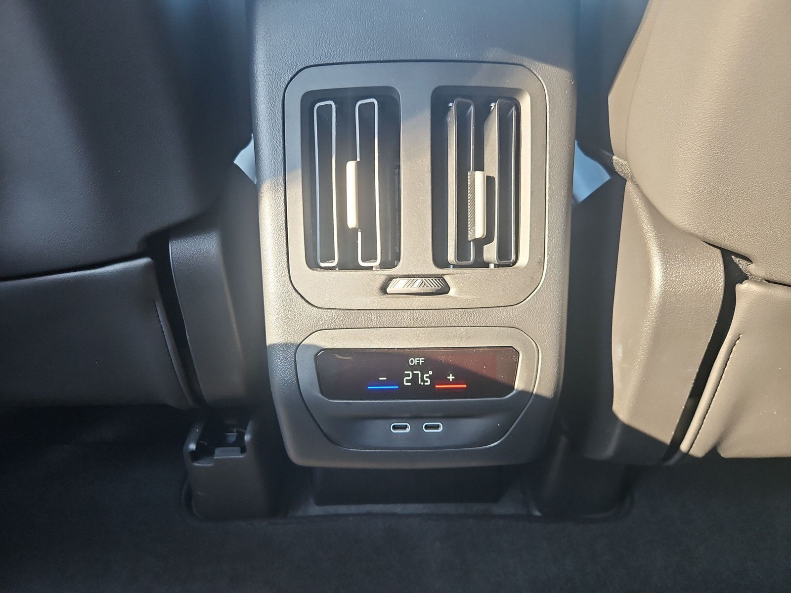 BMW iX3 50 xDrive M Sport-image-19