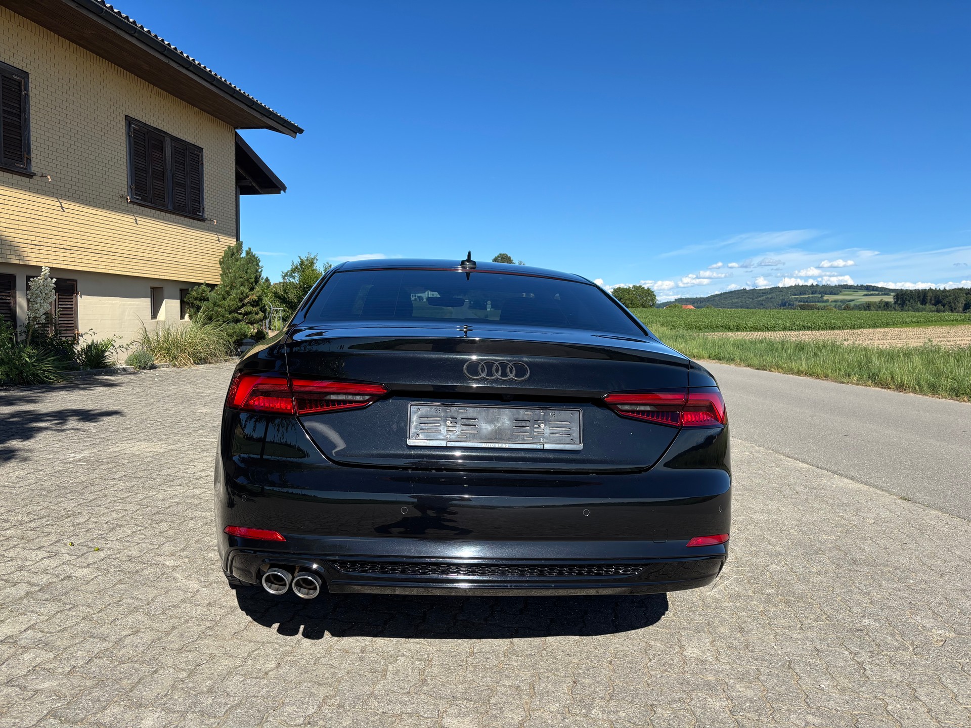 AUDI A5-image-1