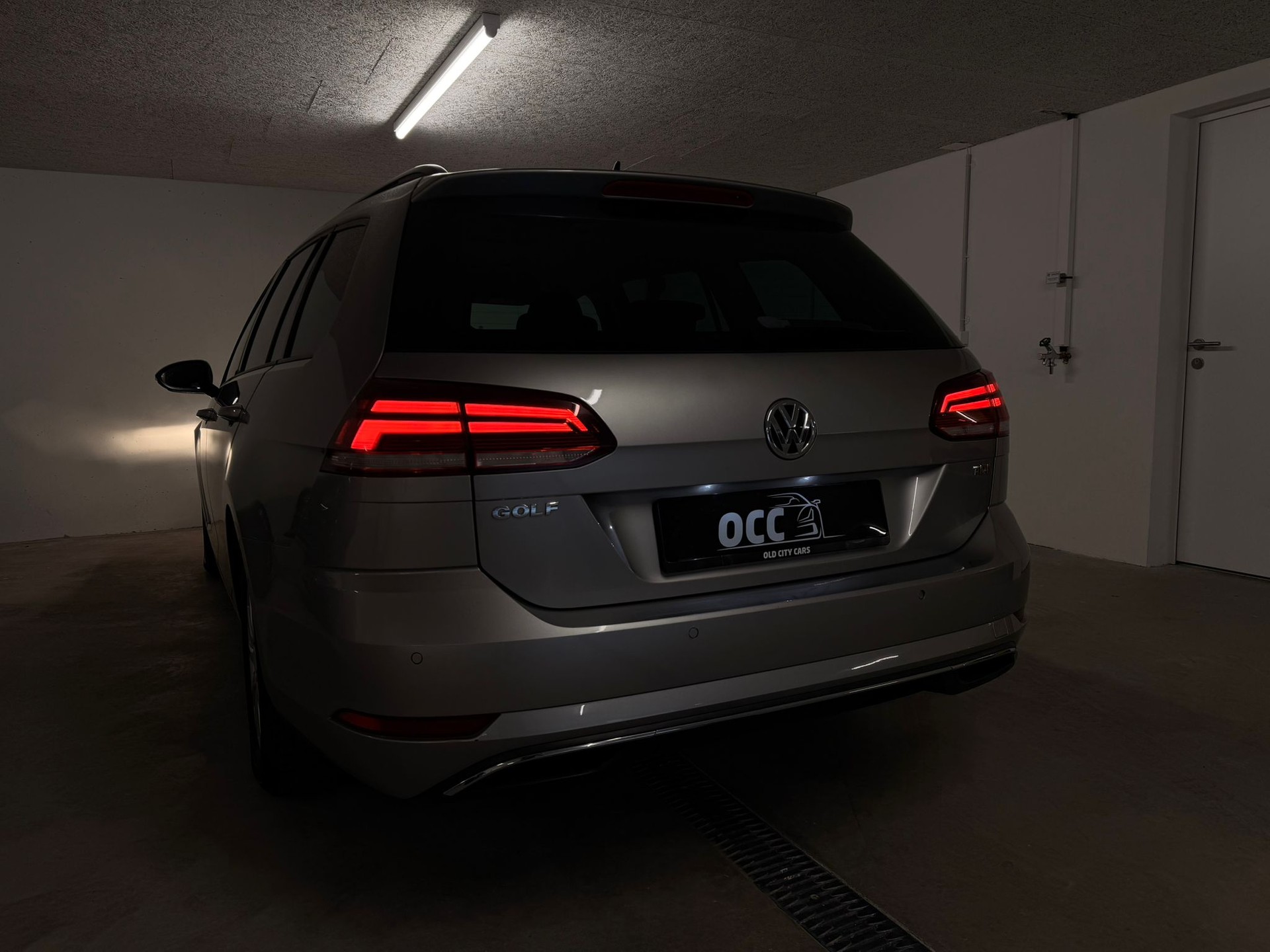 VW Variant 1.6TDI / DSG-image-8