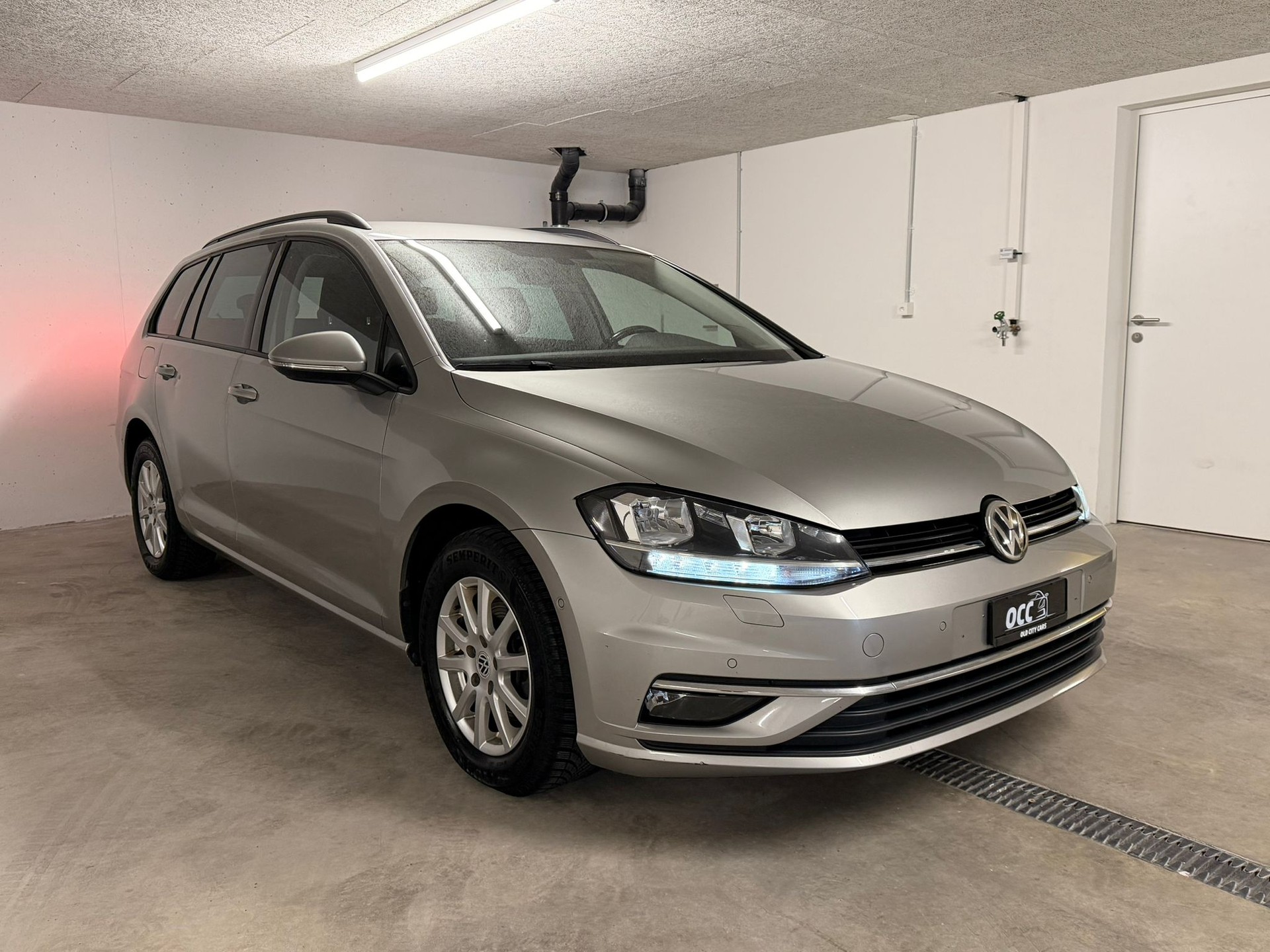VW Variant 1.6TDI / DSG-image-0