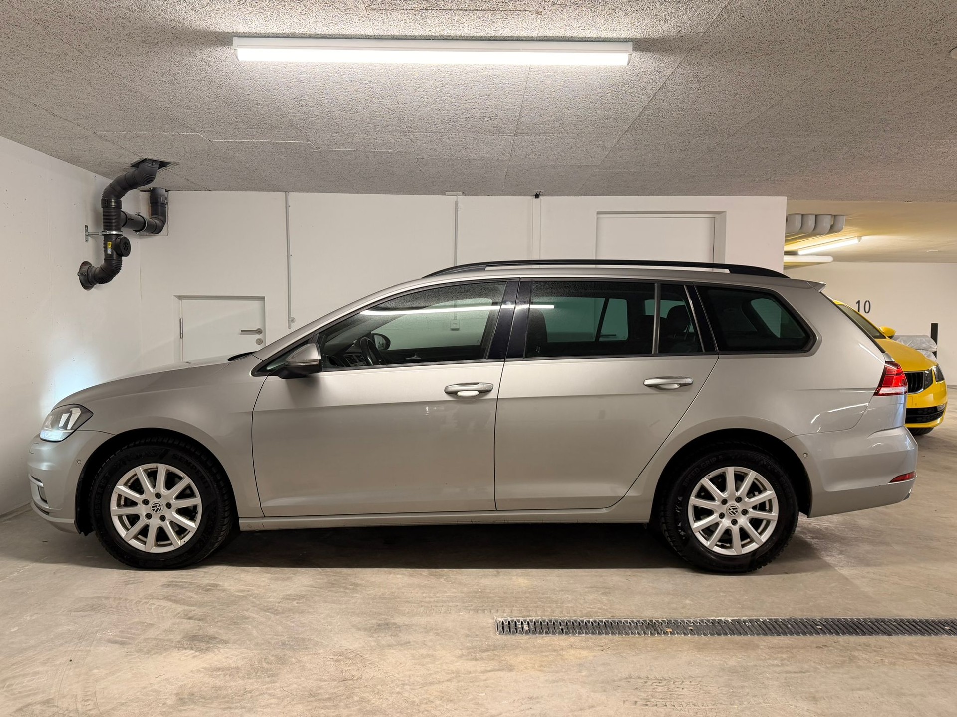 VW Variant 1.6TDI / DSG-image-3