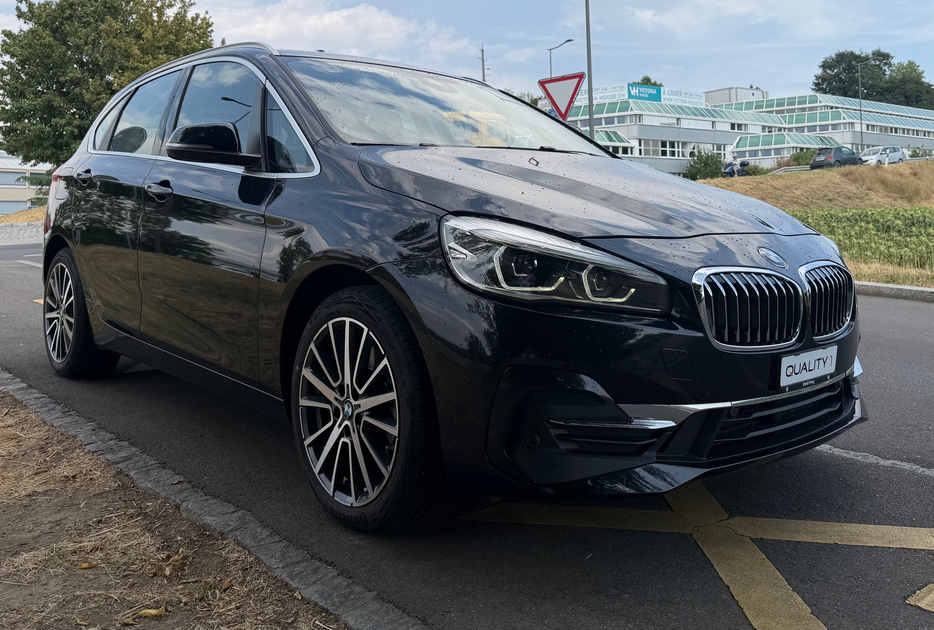 BMW 225xe iPerformance Active Tourer Steptronic Luxury Line-image-1