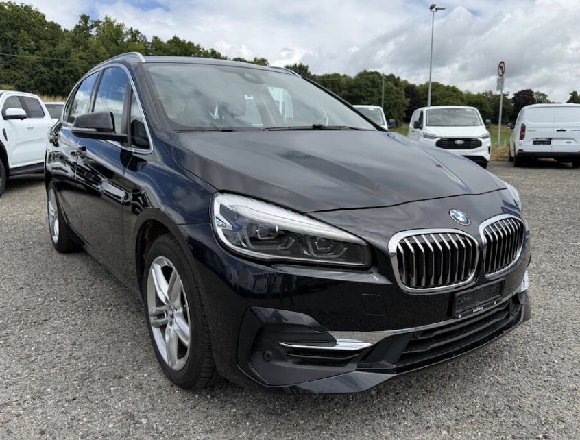 BMW 225xe iPerformance Active Tourer Steptronic Luxury Line-image-0