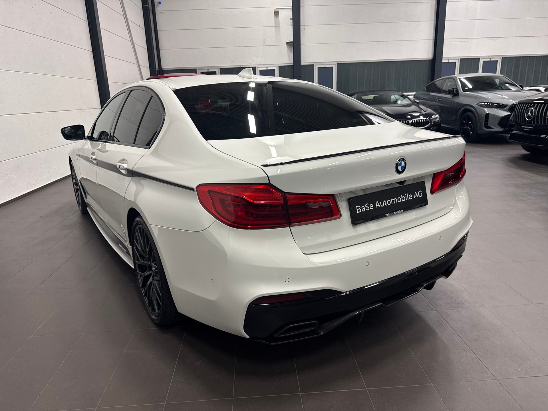 BMW 520d xDrive Steptronic M Paket-image-13