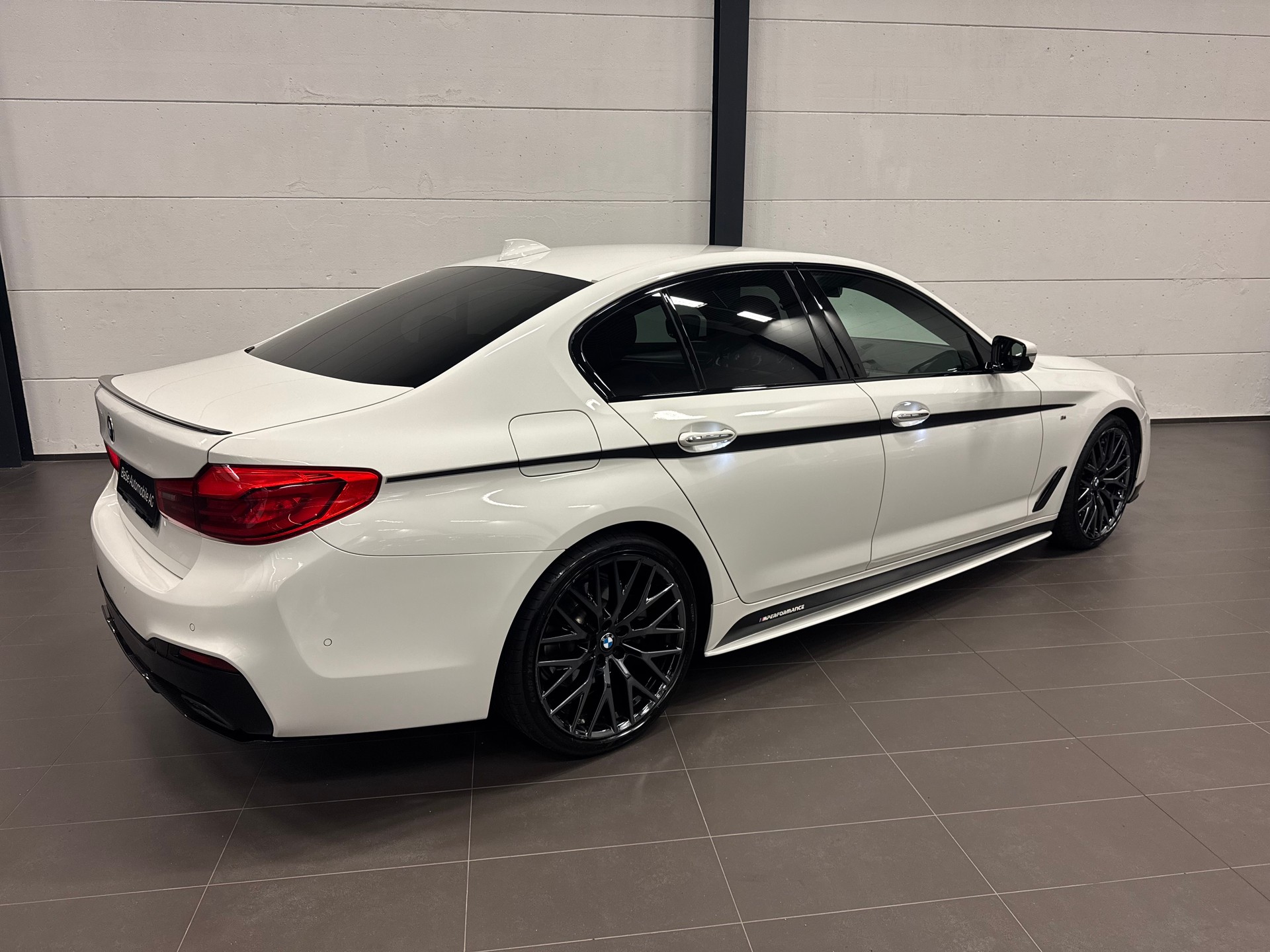 BMW 520d xDrive Steptronic M Paket-image-10