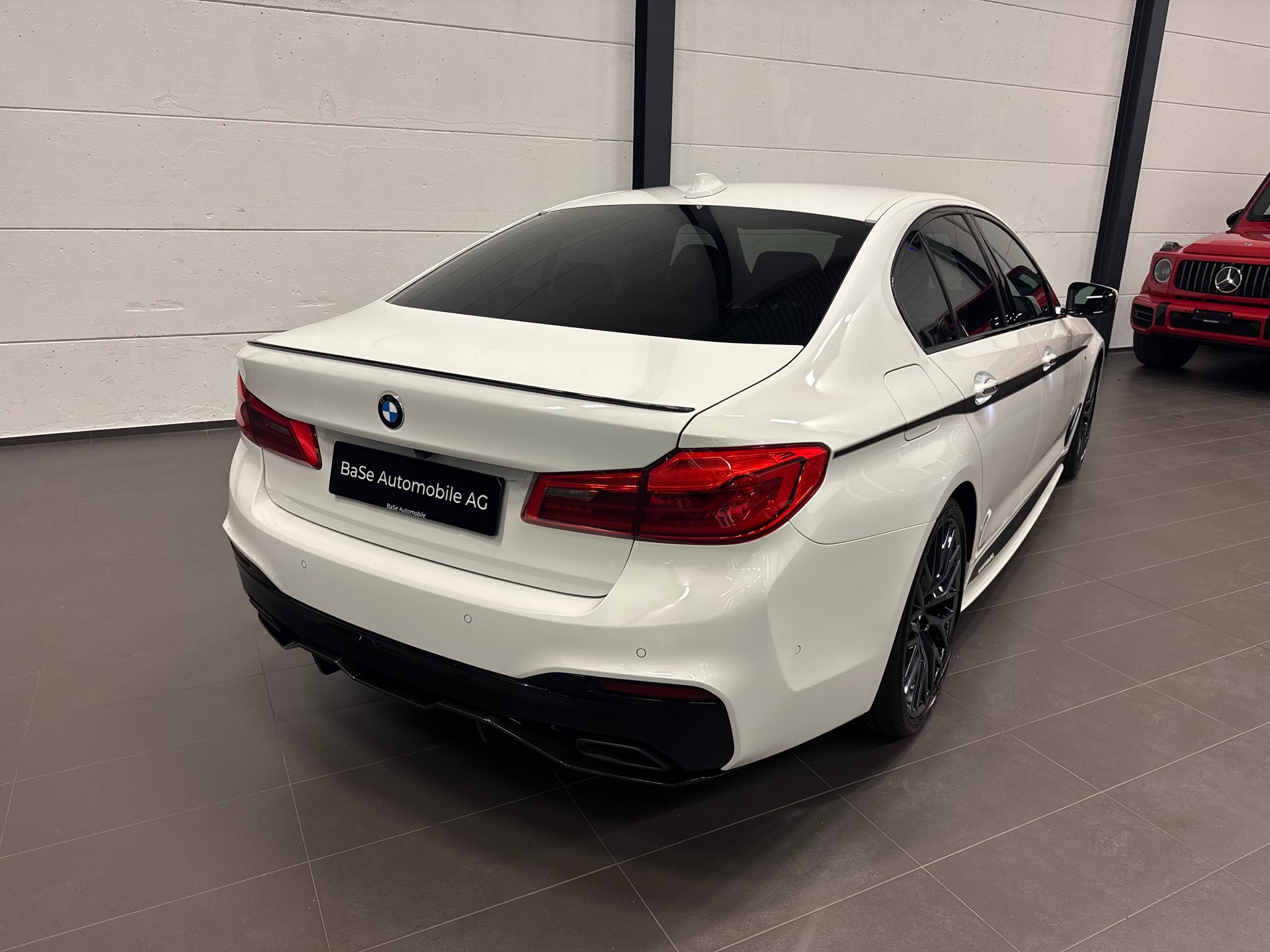 BMW 520d xDrive Steptronic M Paket-image-12