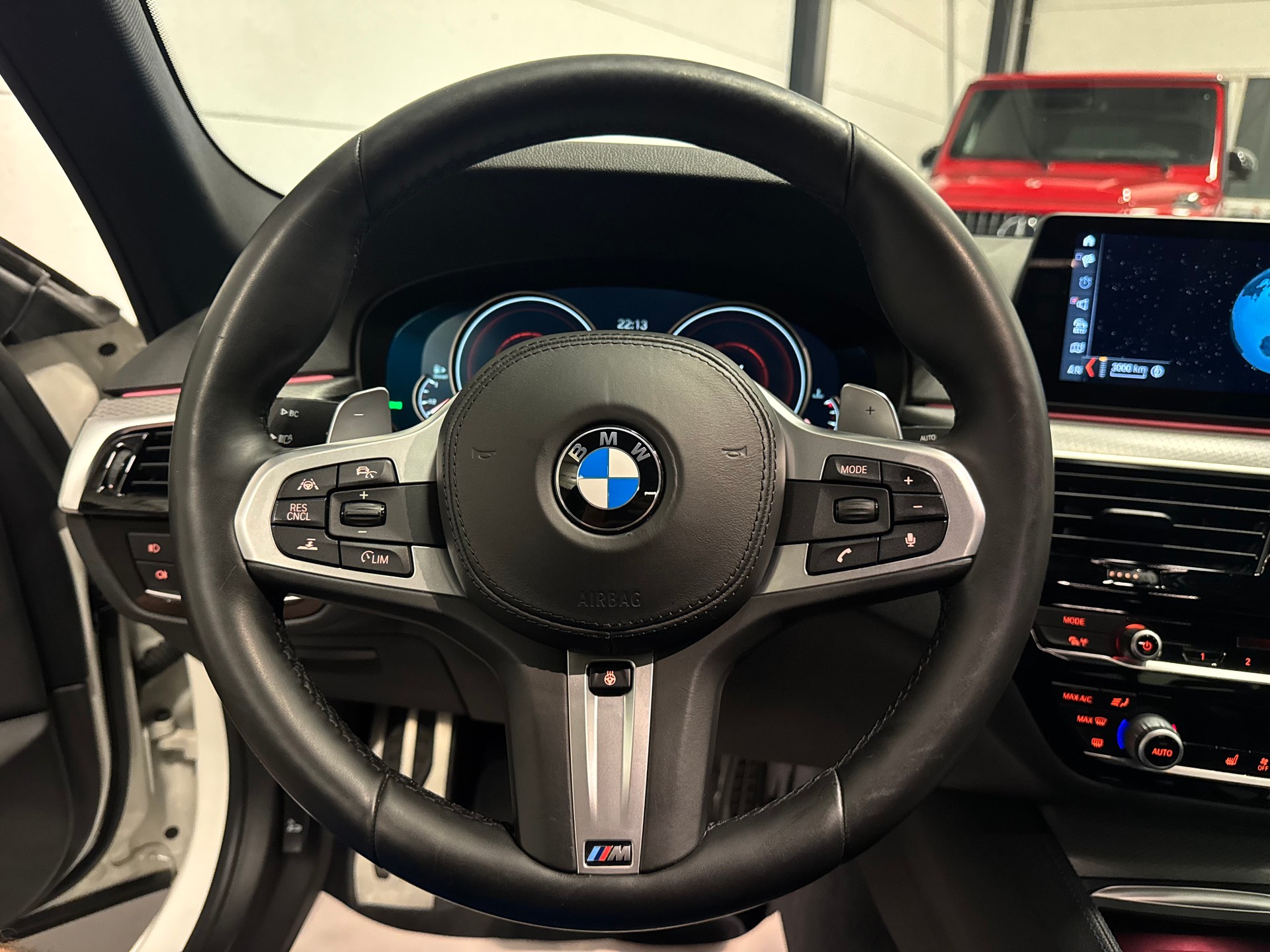 BMW 520d xDrive Steptronic M Paket-image-23
