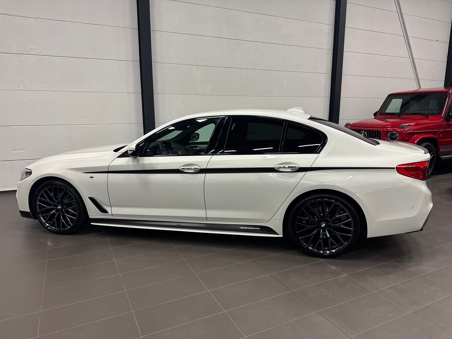 BMW 520d xDrive Steptronic M Paket-image-11