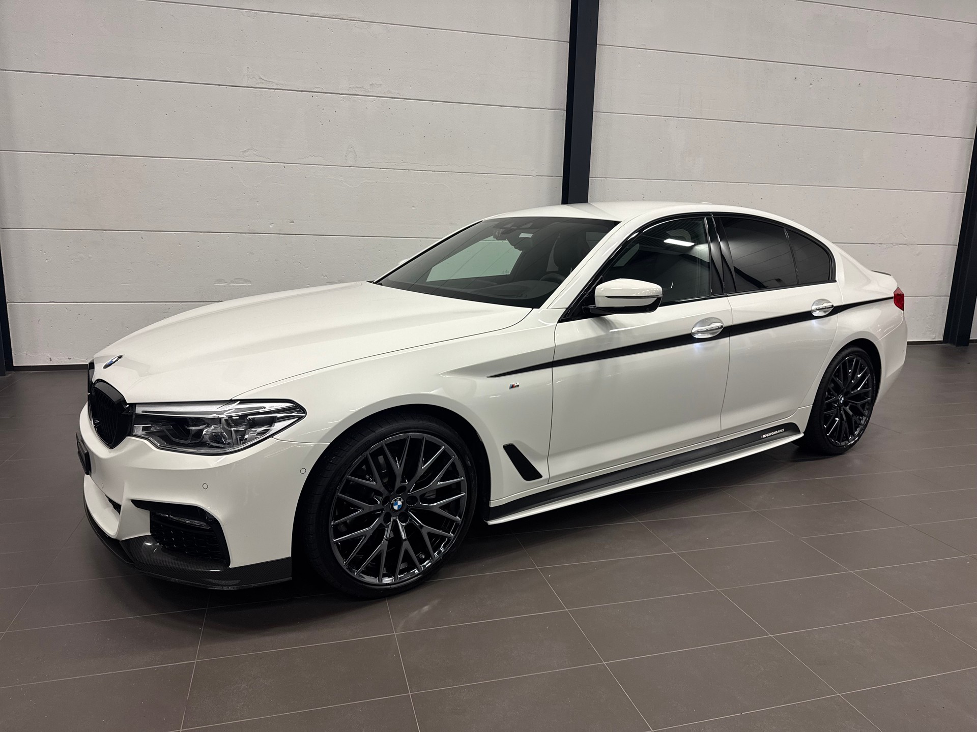BMW 520d xDrive Steptronic M Paket-image-2