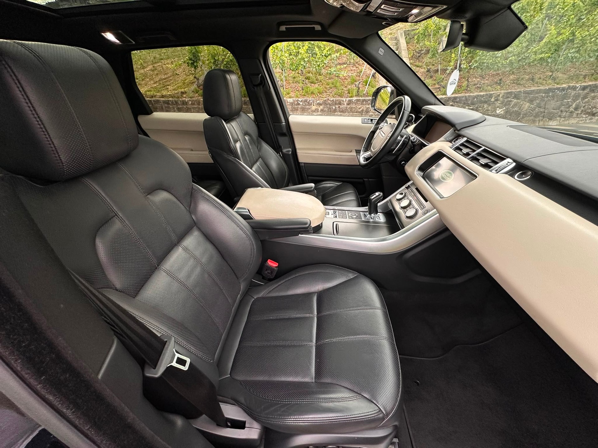 LAND ROVER Range Rover Sport 3.0 SDV6 HSE Automatic-image-6