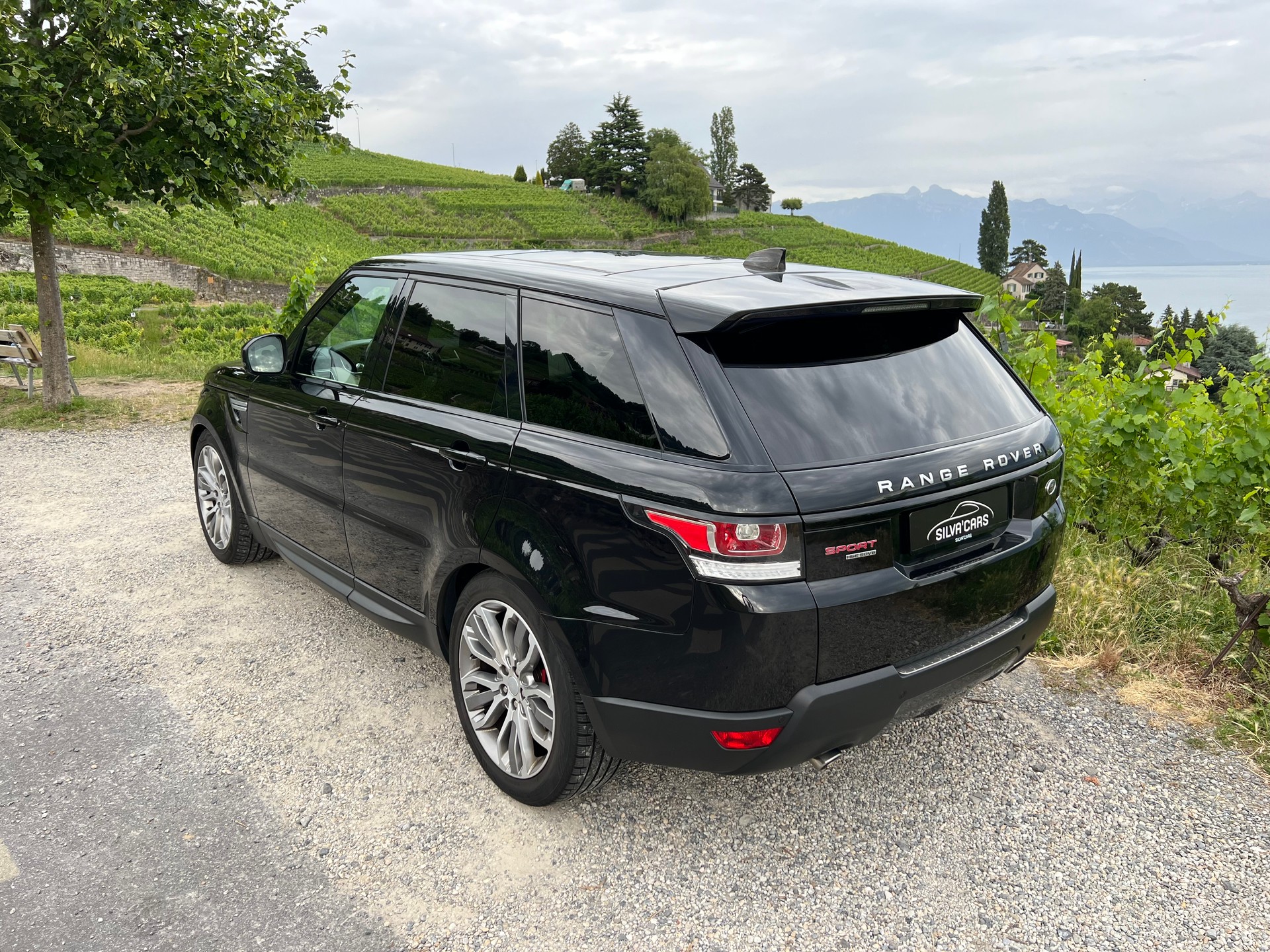 LAND ROVER Range Rover Sport 3.0 SDV6 HSE Automatic-image-3