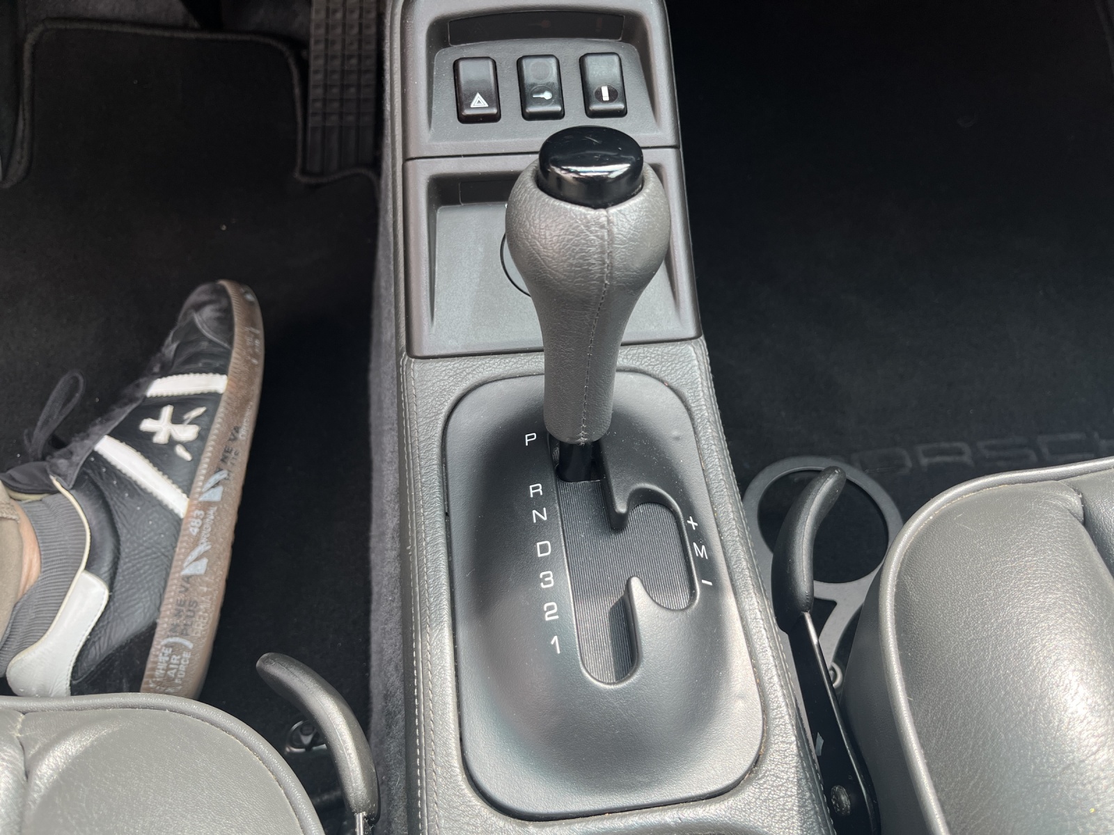 PORSCHE 911 (964) 3.6 Carrera 2-image-15