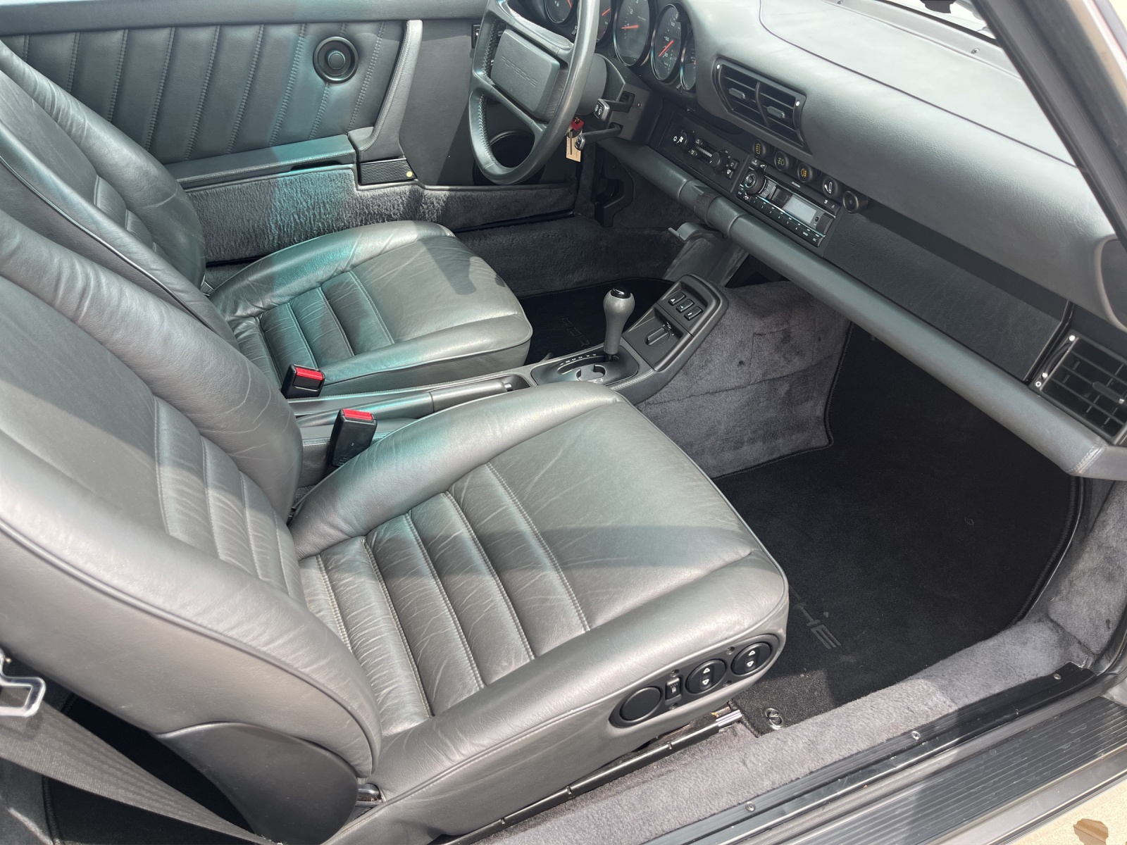 PORSCHE 911 (964) 3.6 Carrera 2-image-14