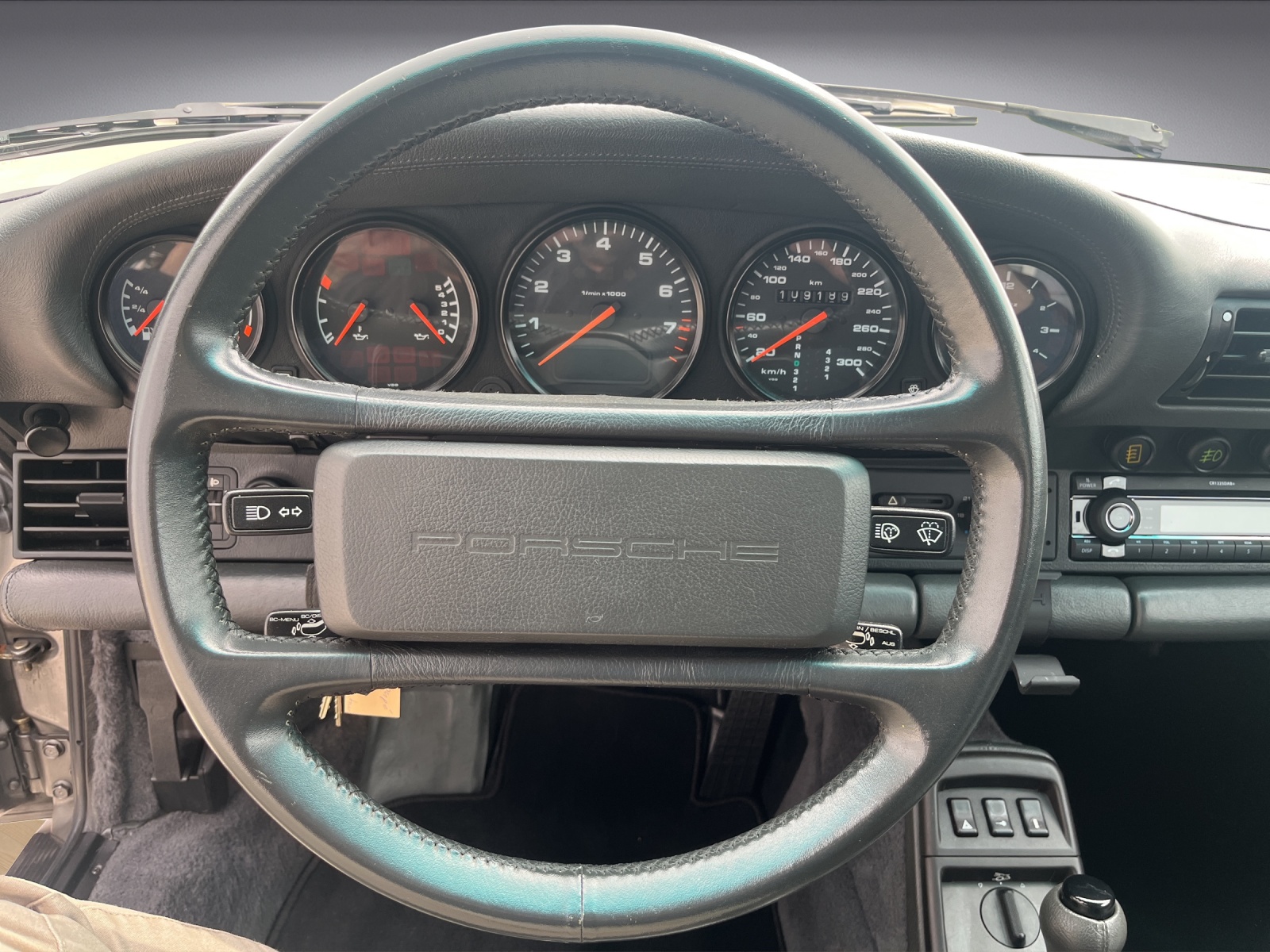 PORSCHE 911 (964) 3.6 Carrera 2-image-8