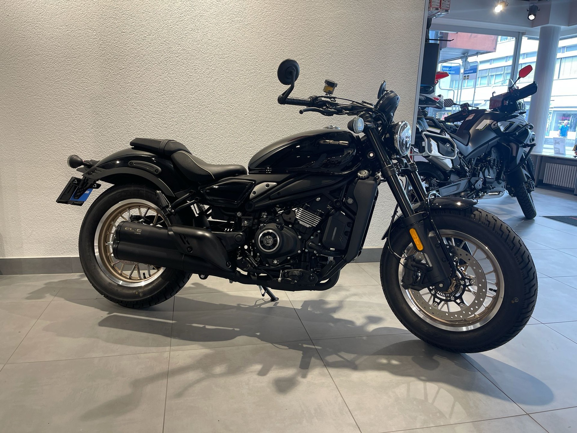 CF MOTO 450CL-C | Neu | Cruiser | A2 | Garantie-showroom-element-1