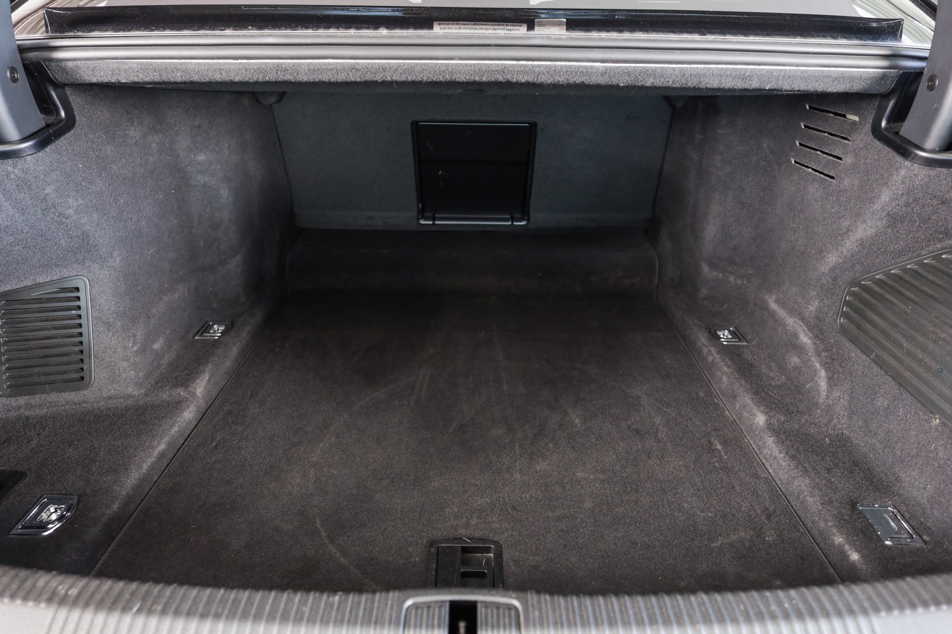 AUDI A8 50 TDI quattro tiptronic-image-24